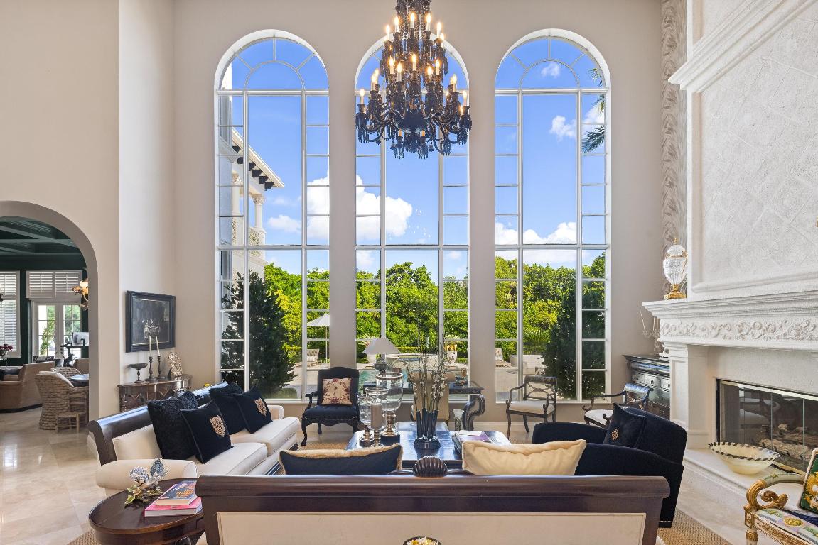 853 Harbour Isle Pl North Palm Beach, FL 33410