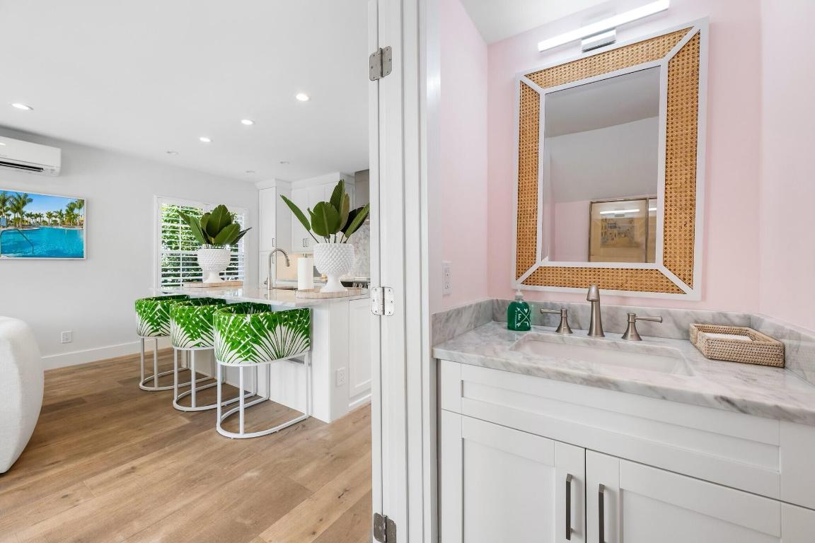 173 Peruvian Ave #5 Palm Beach, FL 33480