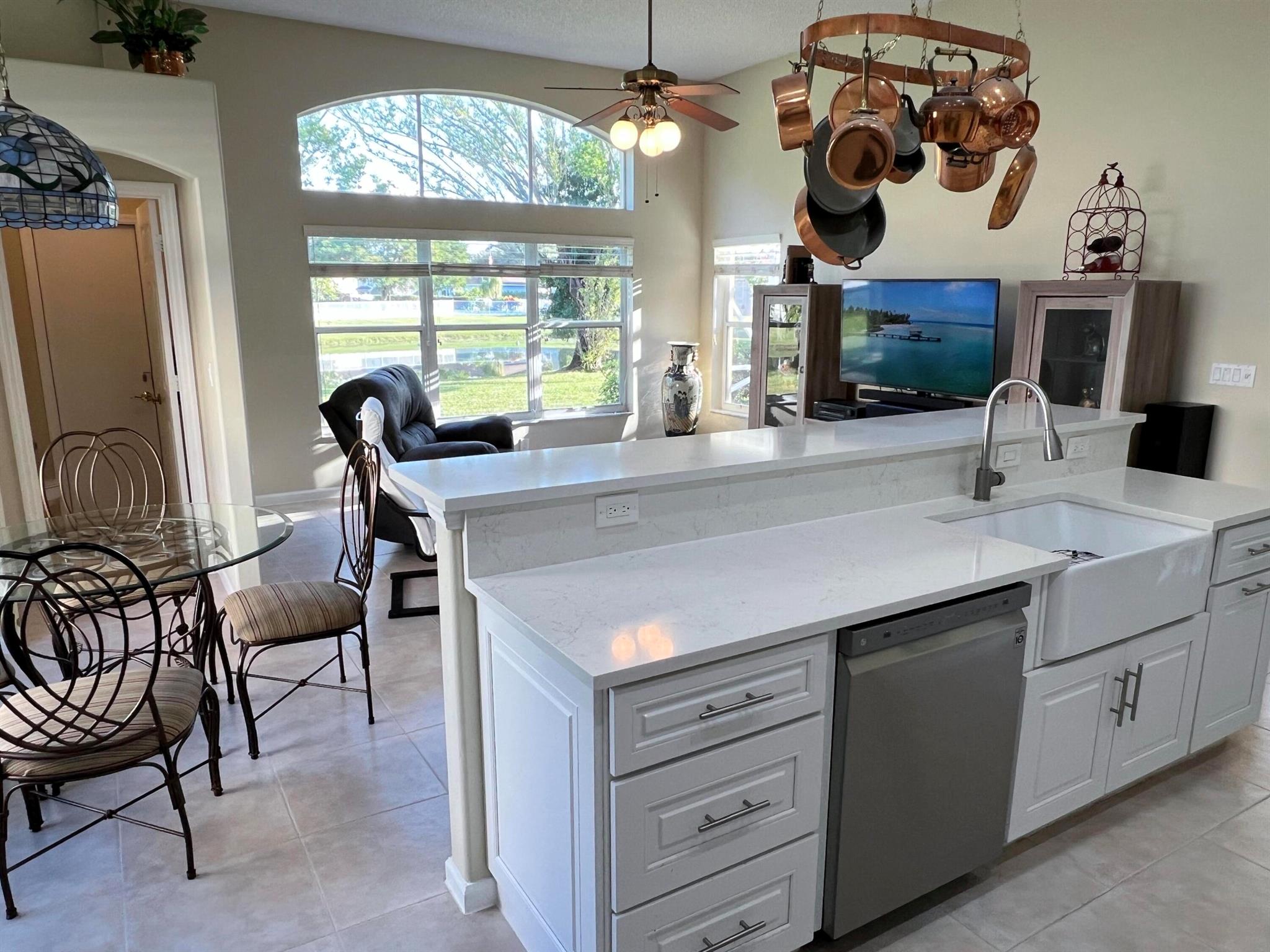 6206 Indian Frst Cir Lake Worth, FL 33463