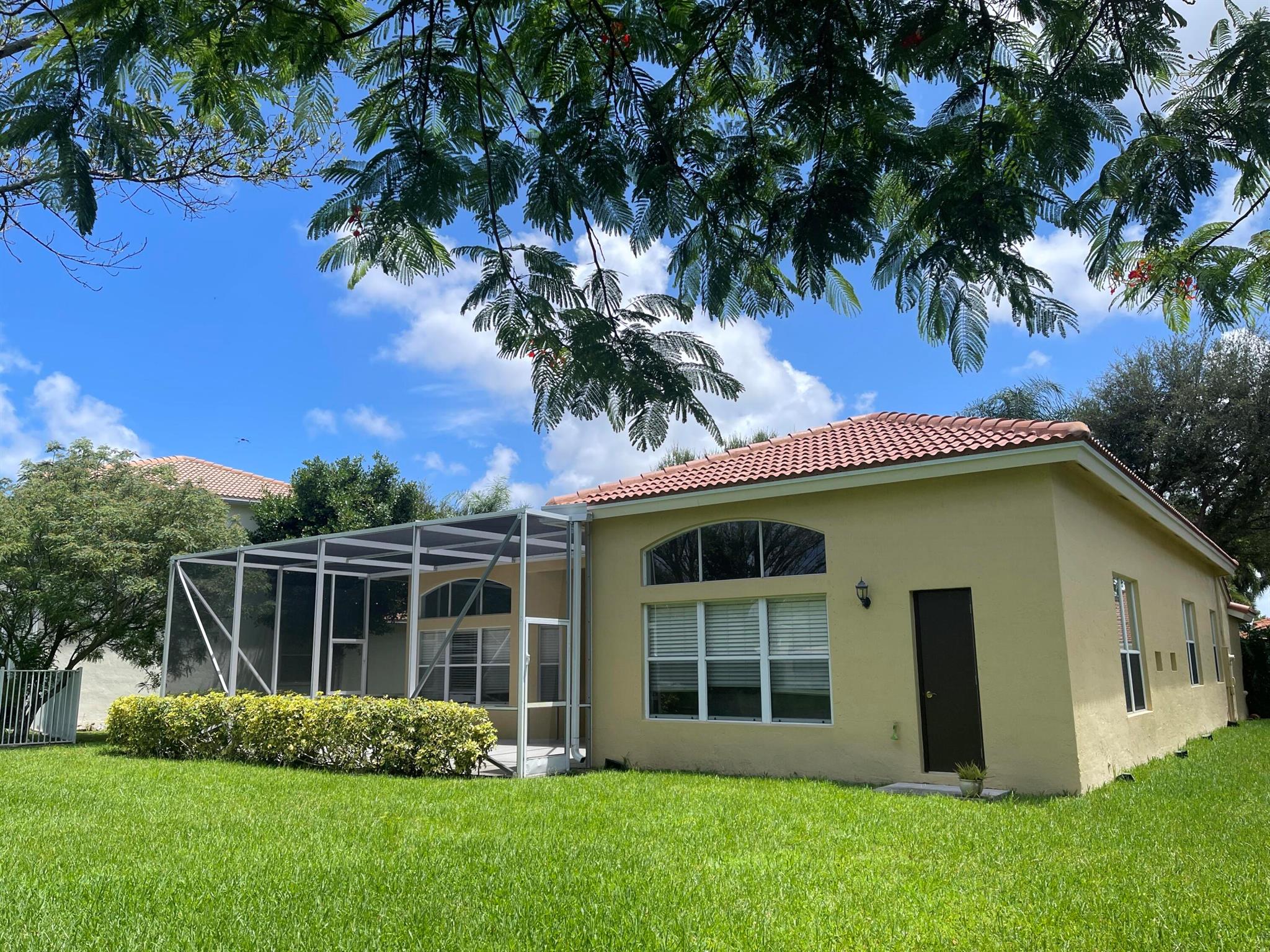 6206 Indian Frst Cir Lake Worth, FL 33463