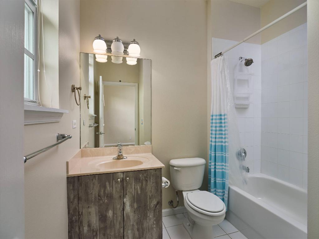 463 Schoolhouse Jupiter, FL 33458