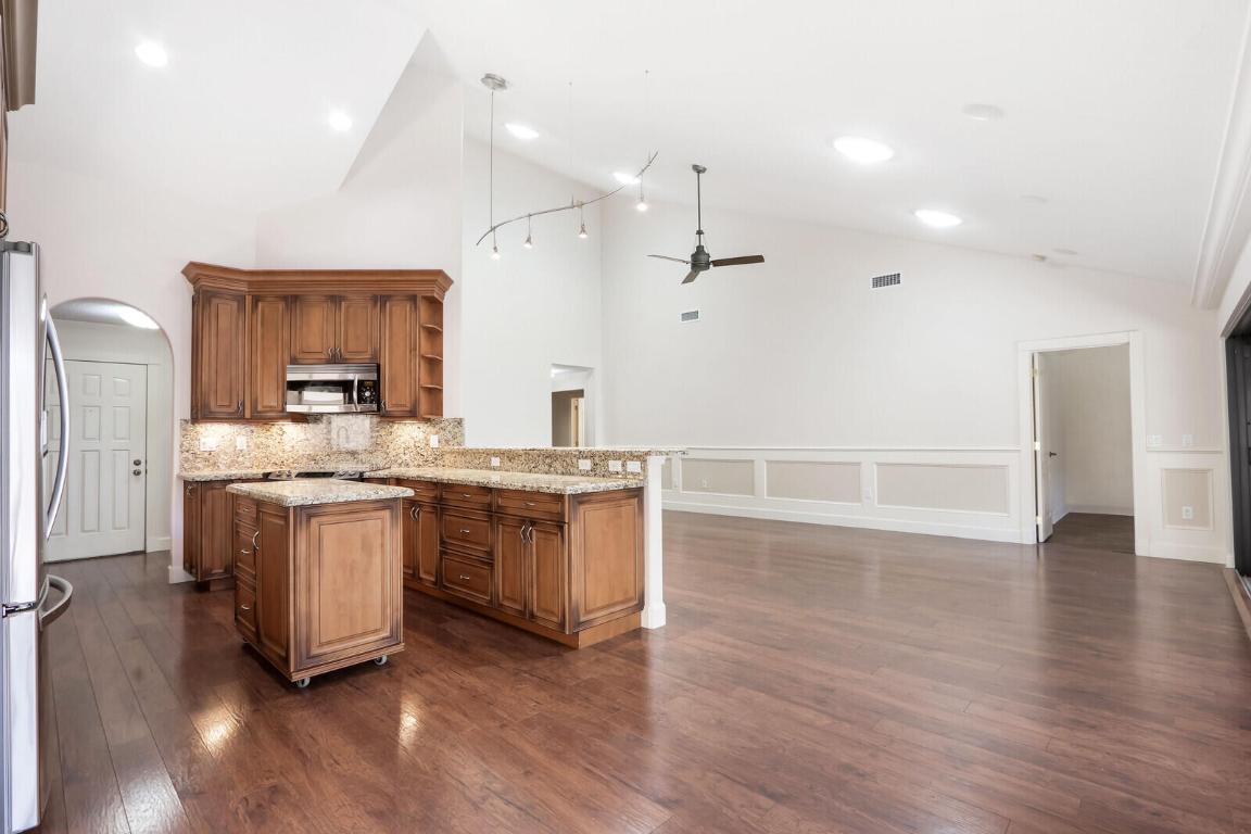 329 Leeward Jupiter, FL 33477