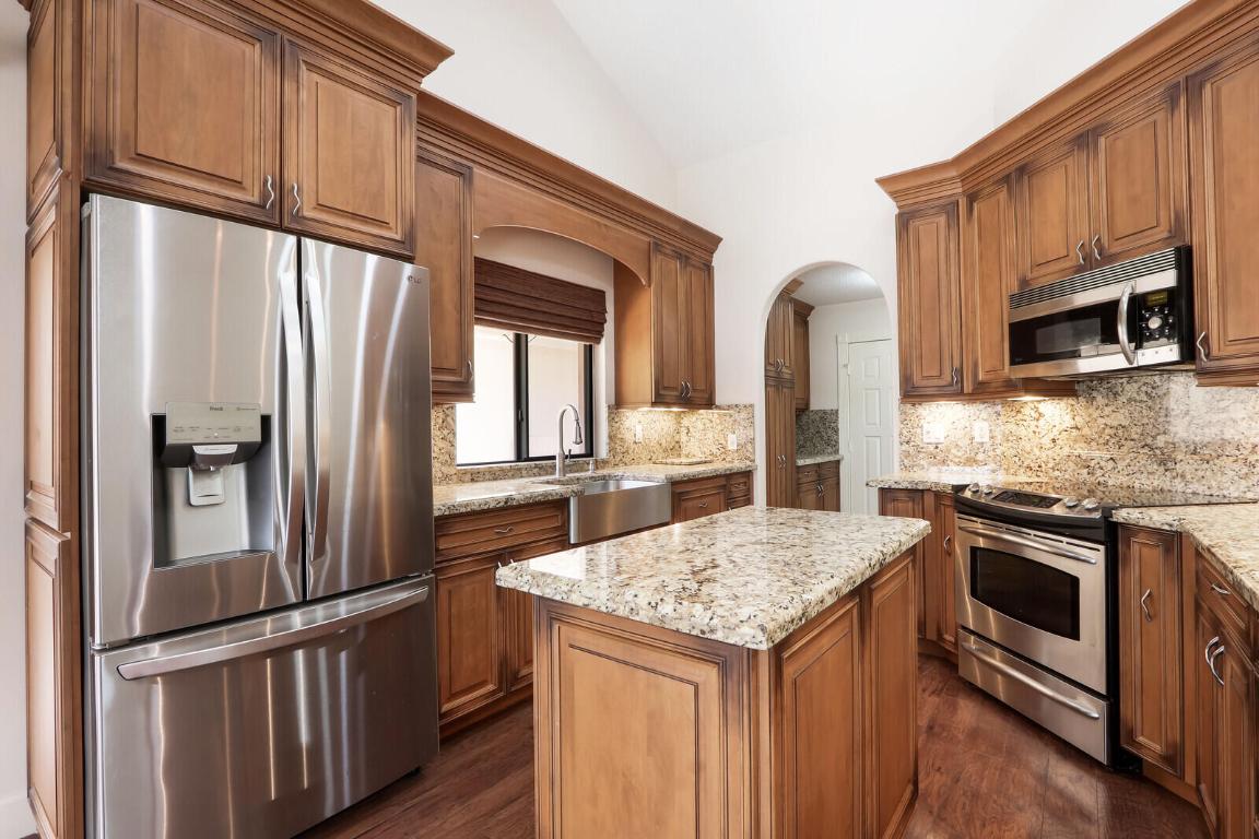 329 Leeward Jupiter, FL 33477