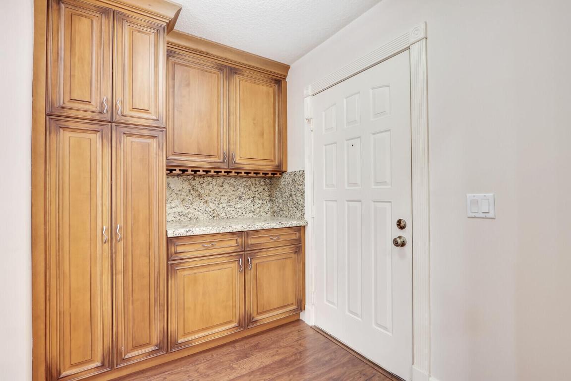 329 Leeward Jupiter, FL 33477