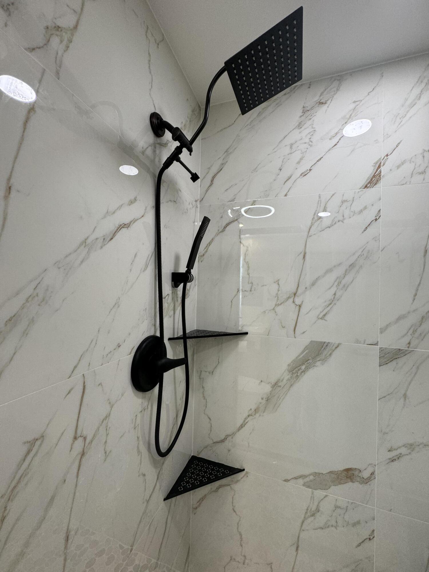 image 2080 Ocean Drive14