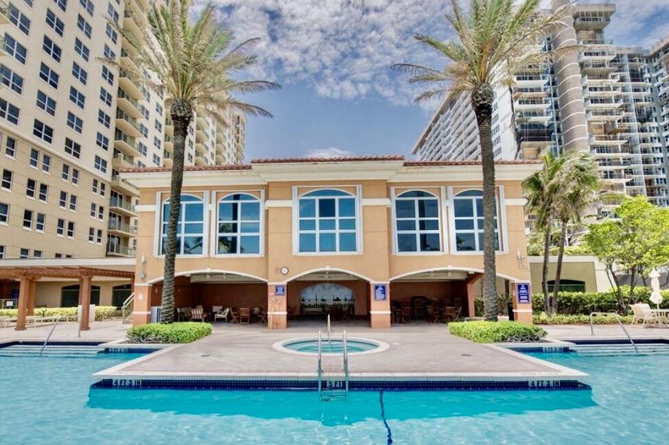 image 2080 Ocean Drive29