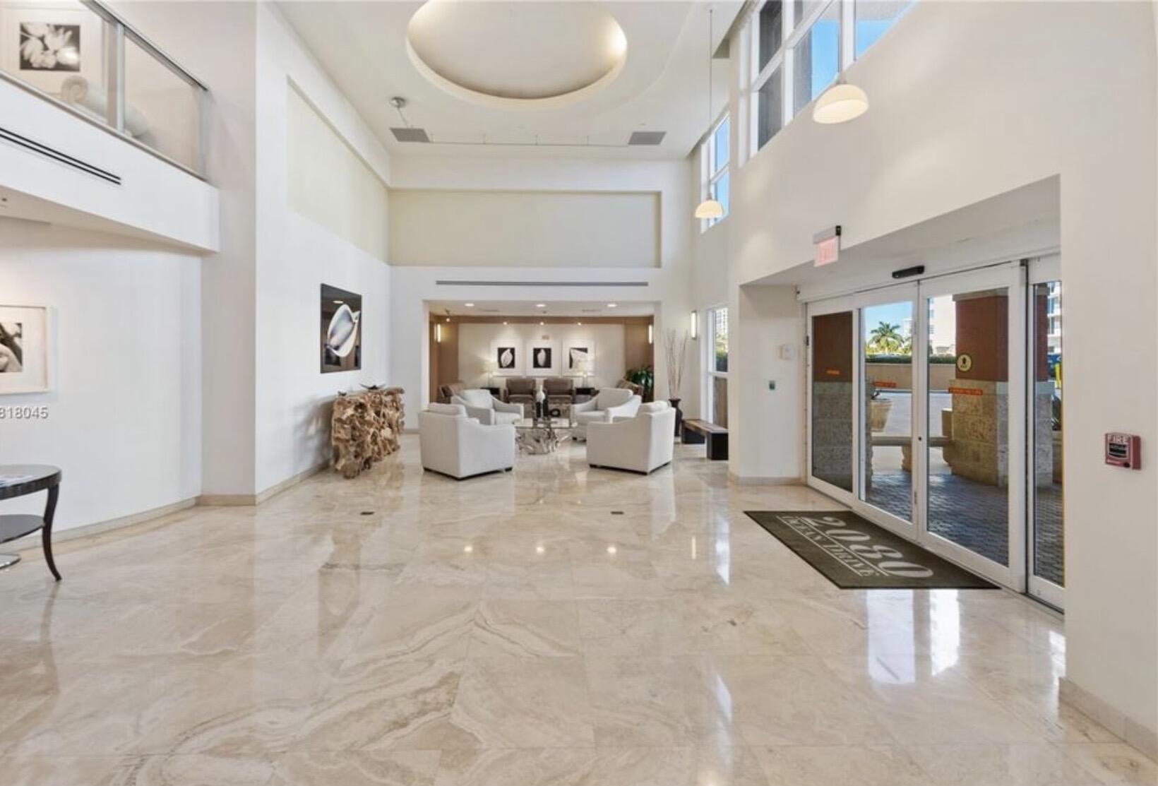 image 2080 Ocean Drive37