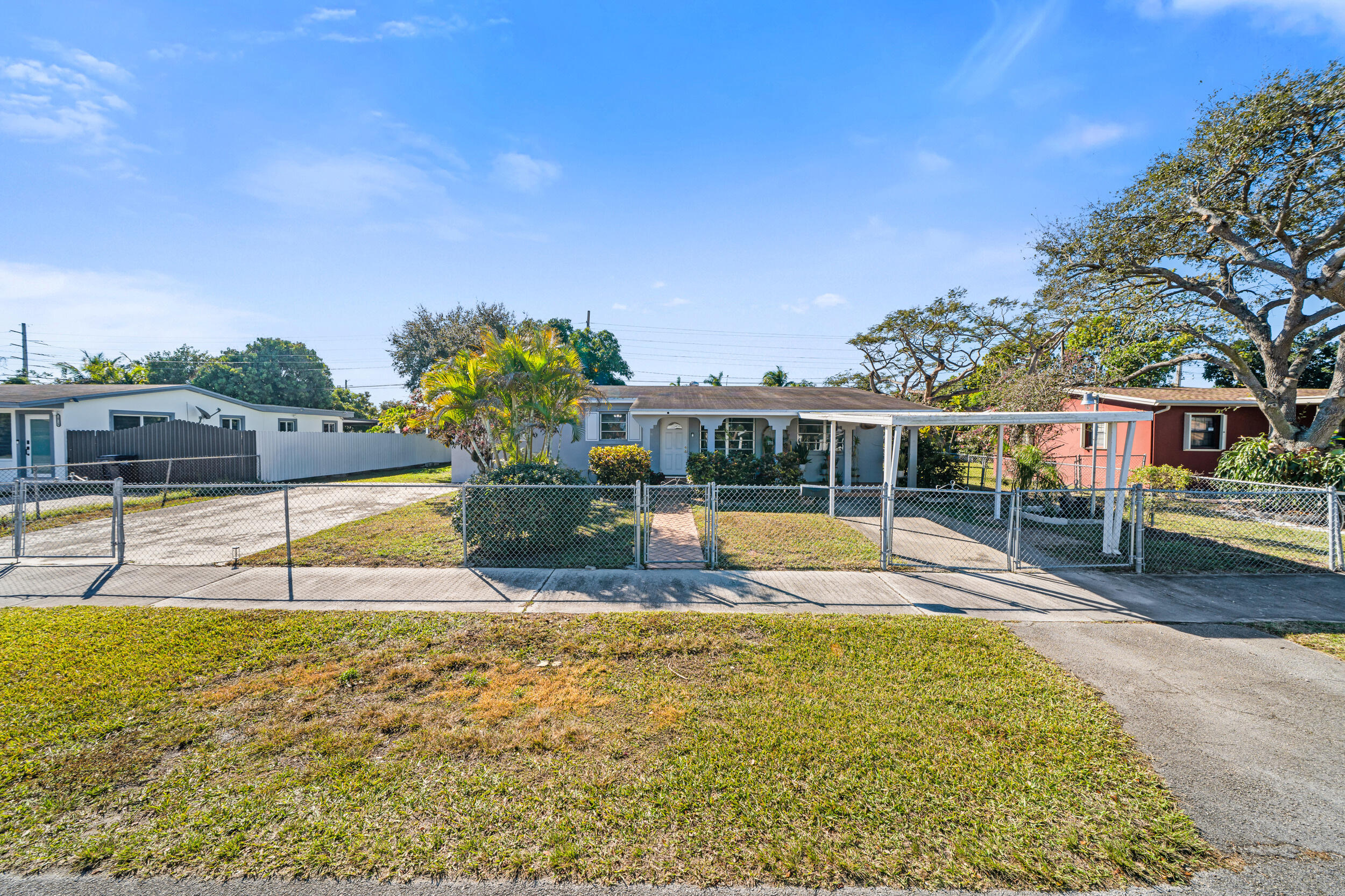 10730 SW 151st Miami, FL 33176