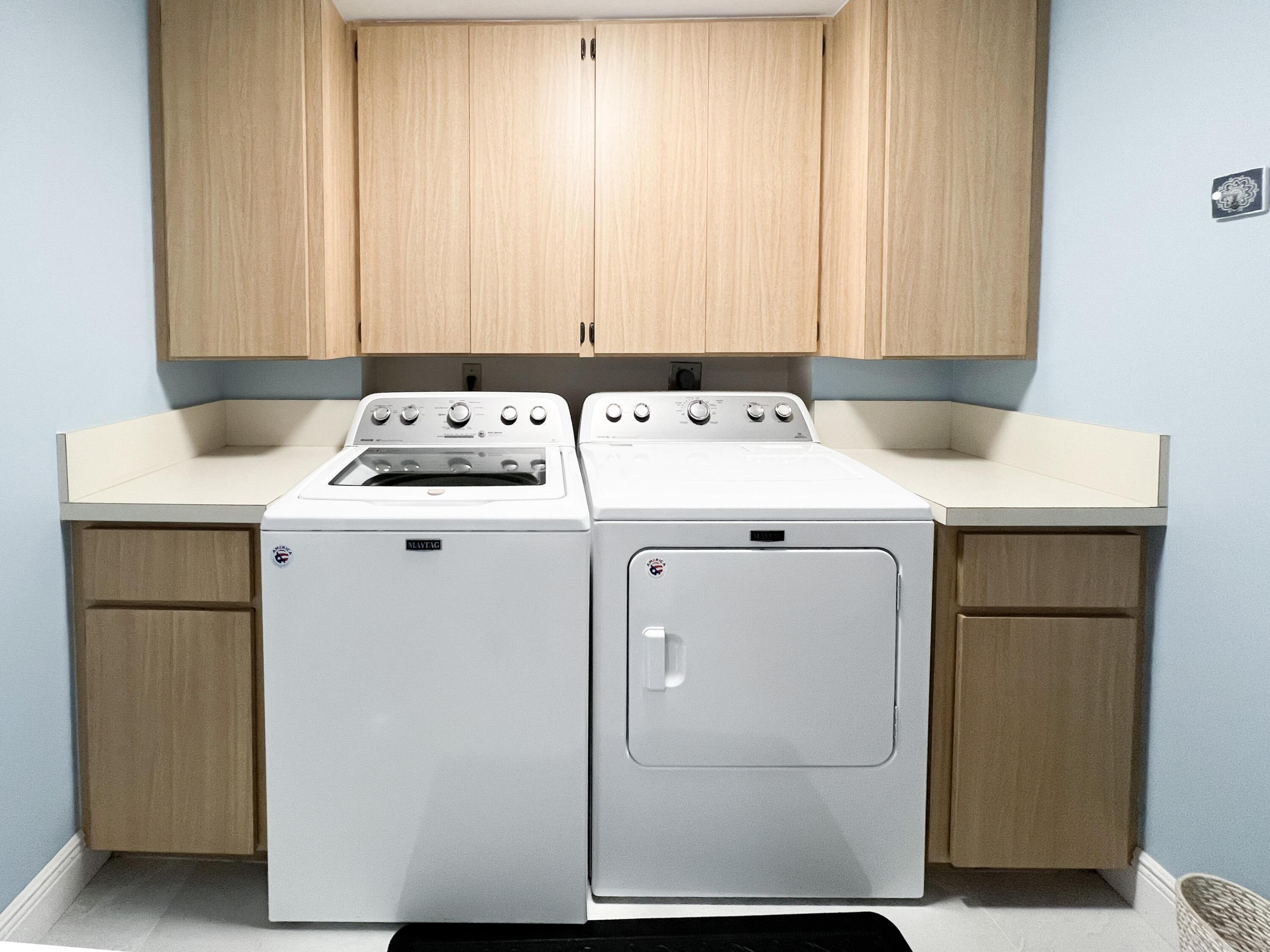 301 Ocean Blfs #202 Jupiter, FL 33477