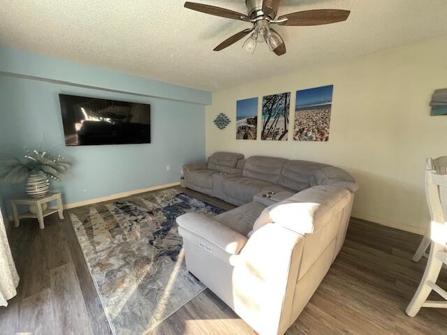 1424 14th Jupiter, FL 33477