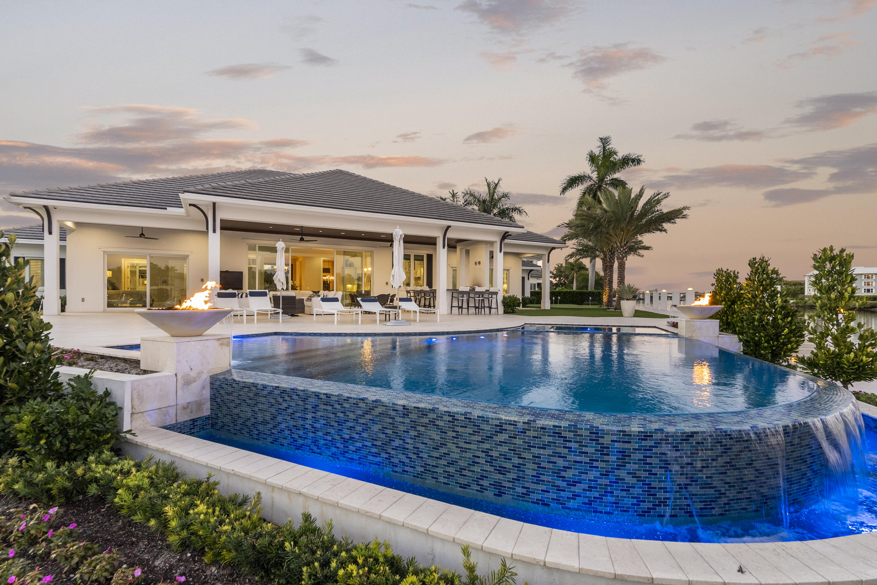 976 Cypress Delray Beach, FL 33483