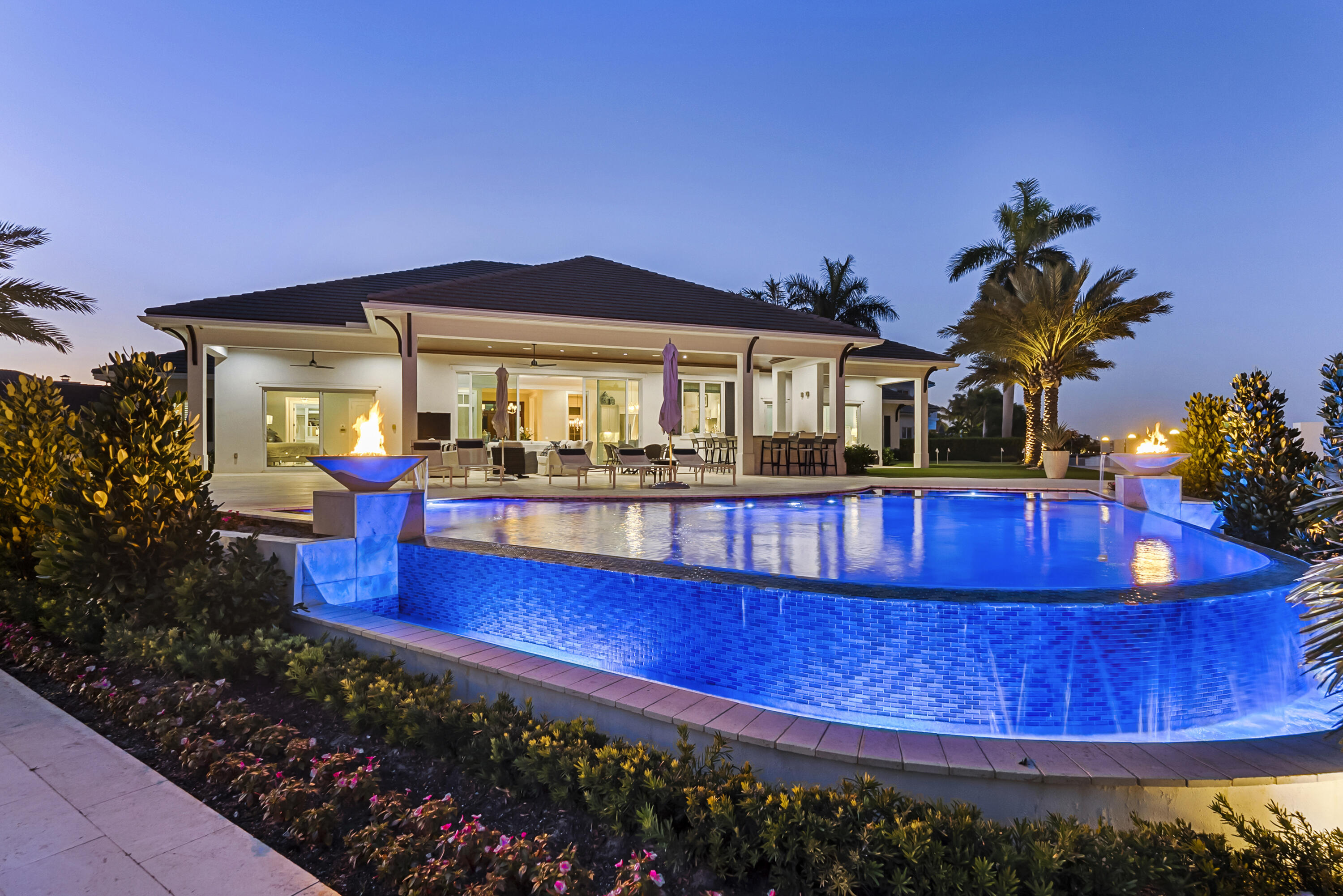 976 Cypress Delray Beach, FL 33483