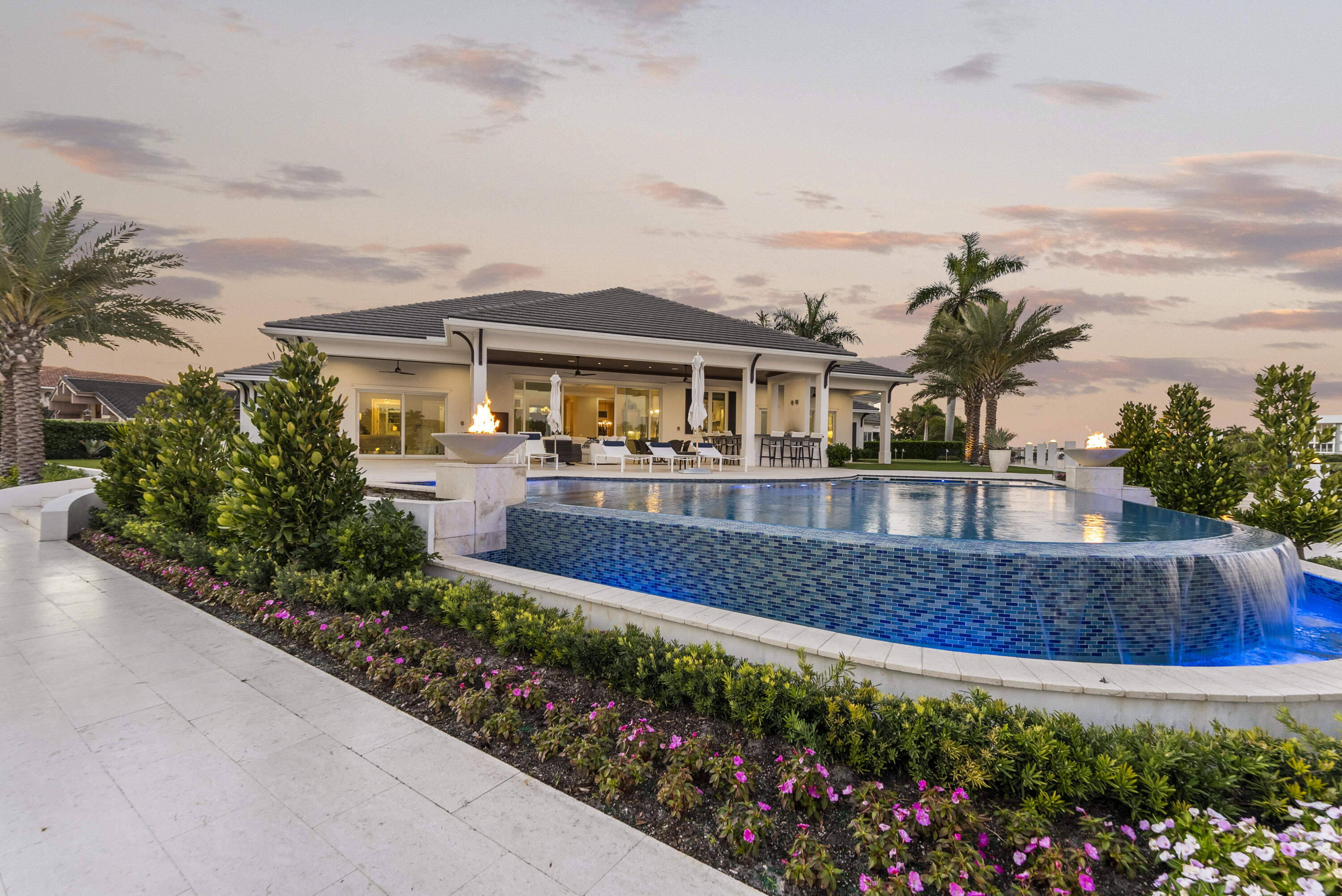 976 Cypress Delray Beach, FL 33483