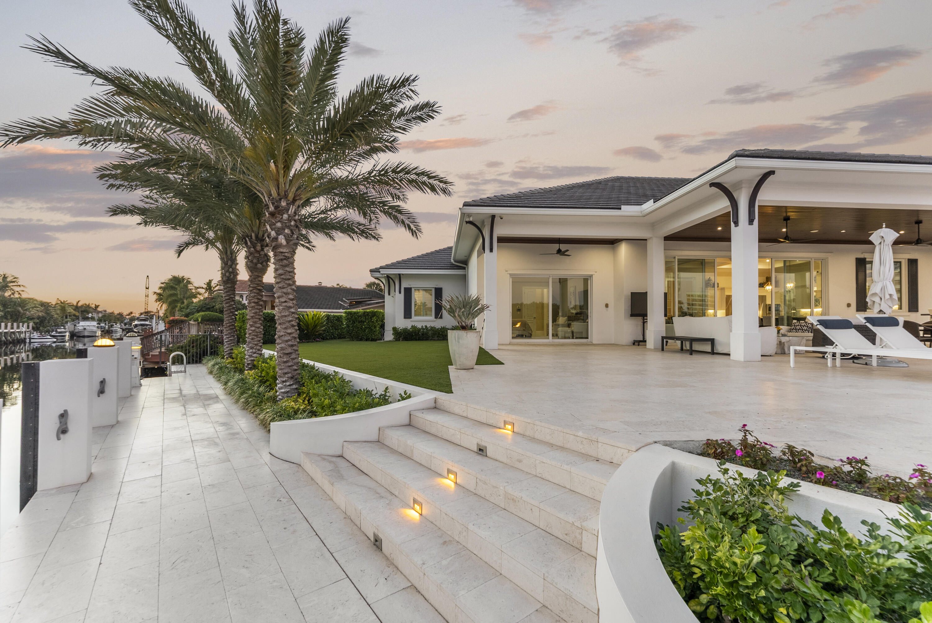 976 Cypress Delray Beach, FL 33483