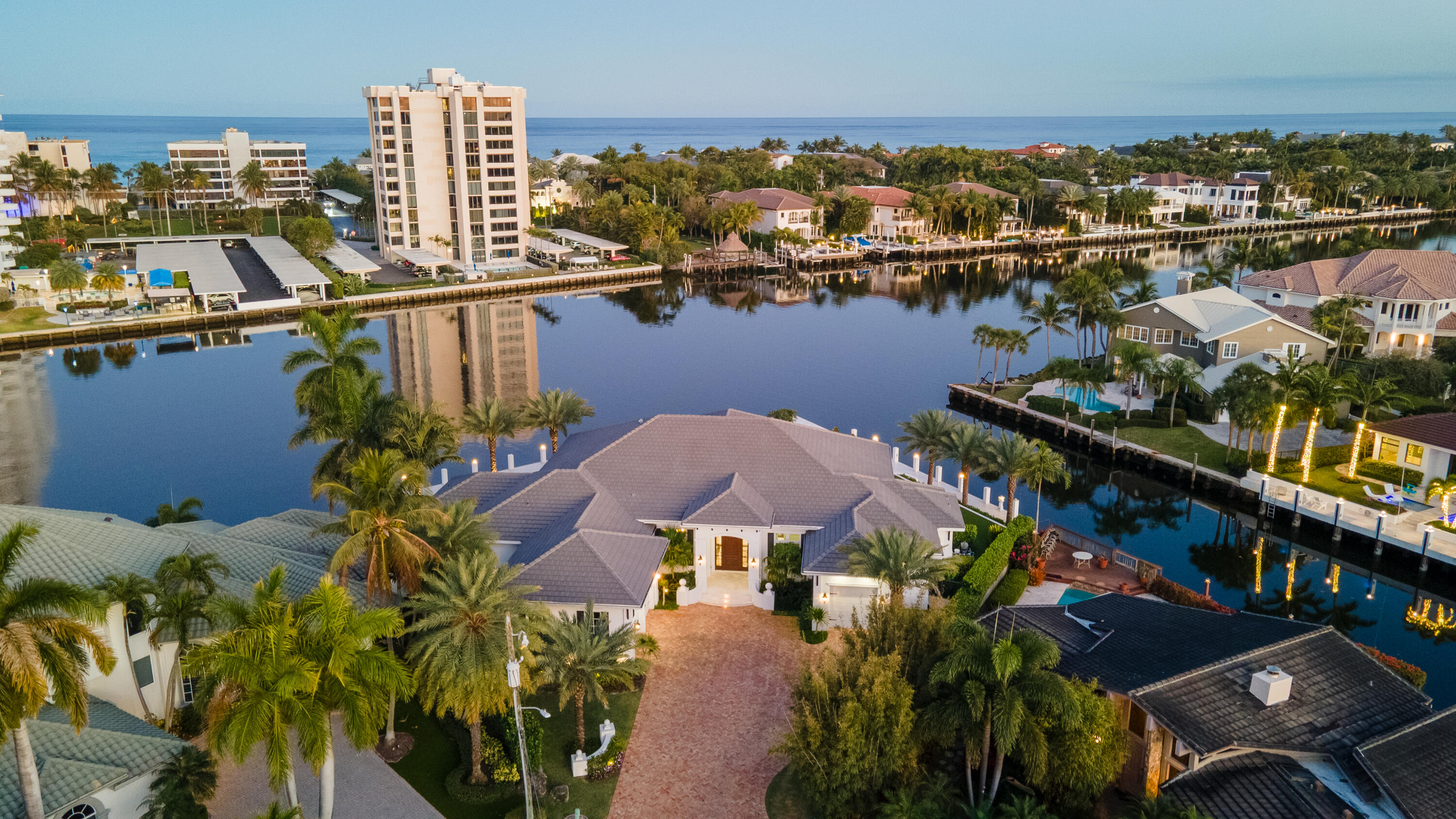 976 Cypress Delray Beach, FL 33483