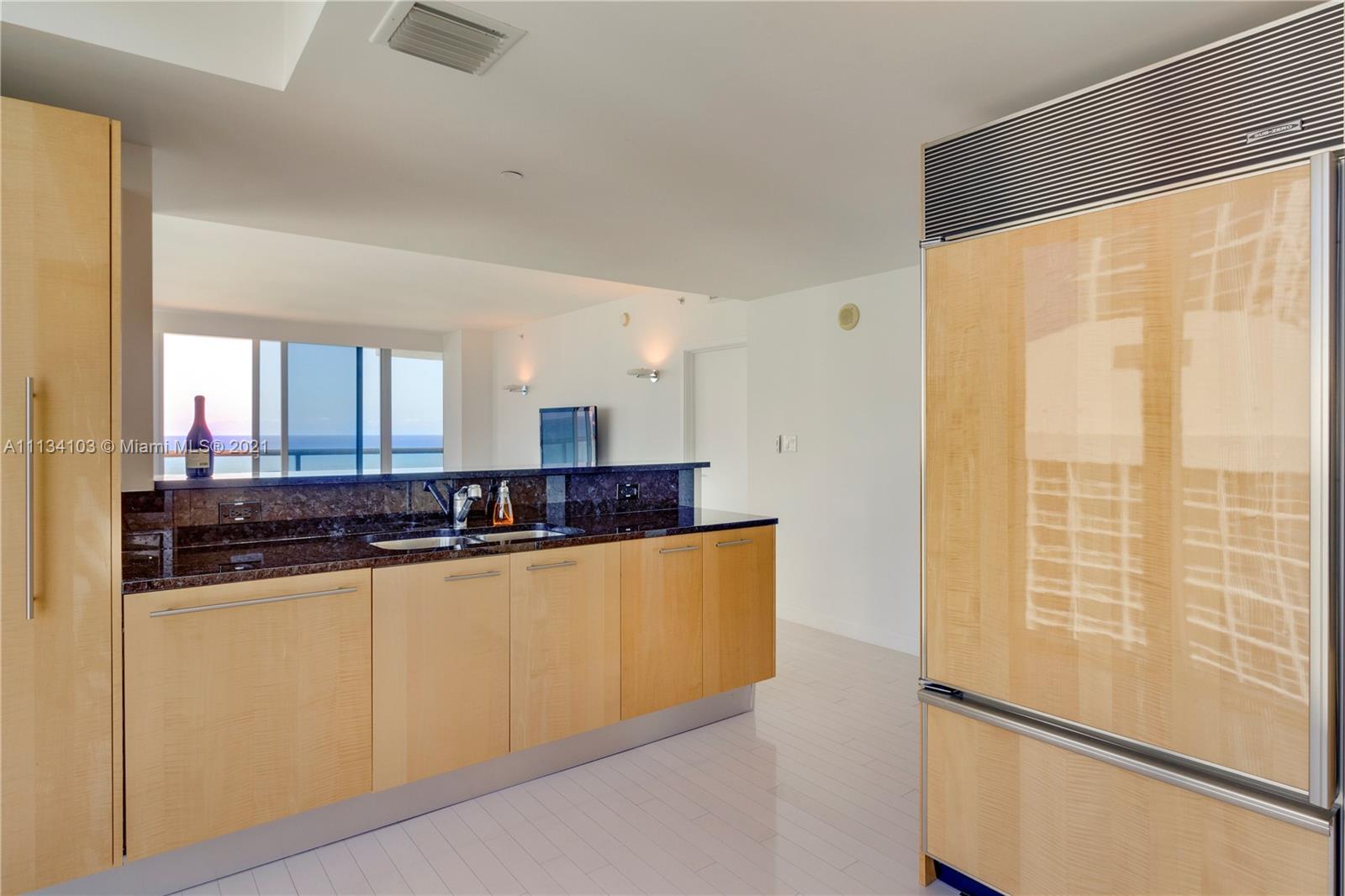 image The Carillon South Tower12