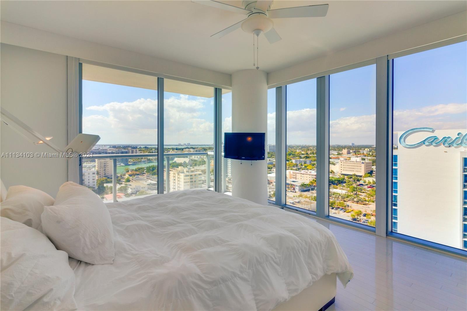 image The Carillon South Tower16