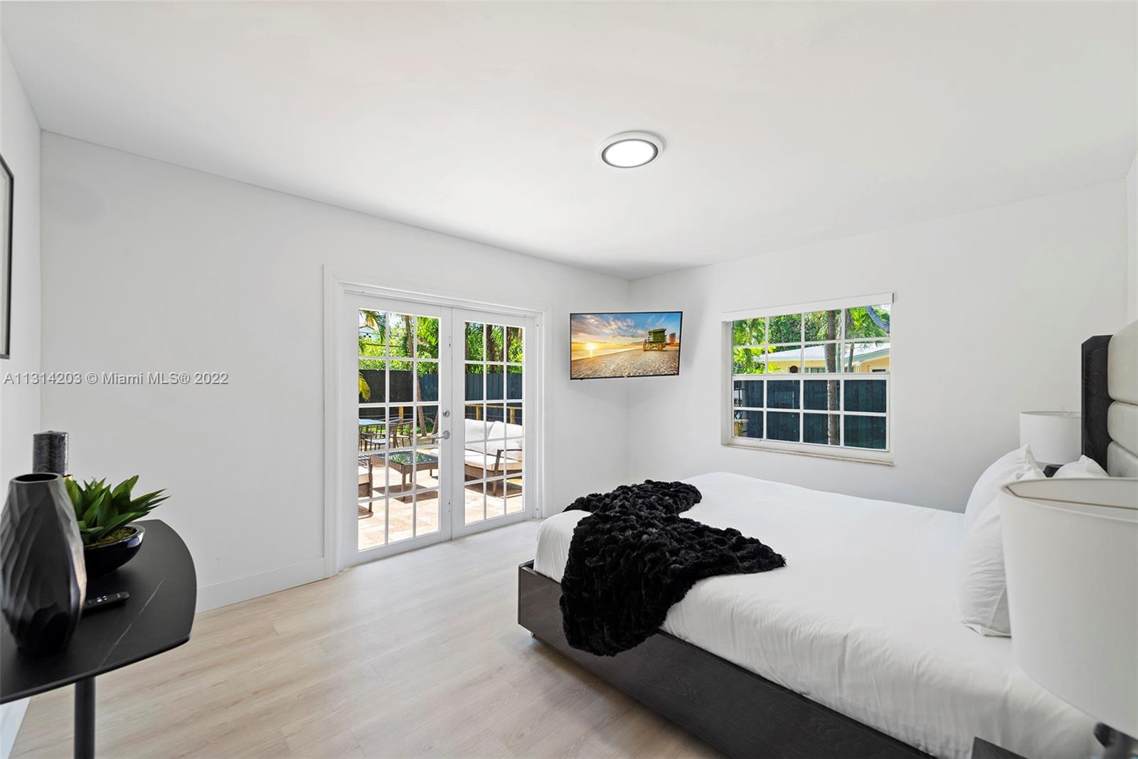 1308 Seabreeze Blvd Fort Lauderdale, FL 33316