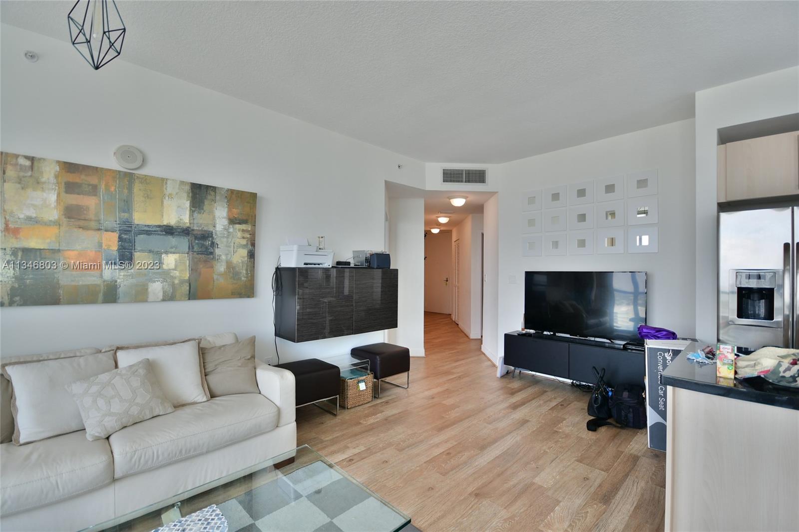 1111 SW 1st Ave #3514-N Miami, FL 33130