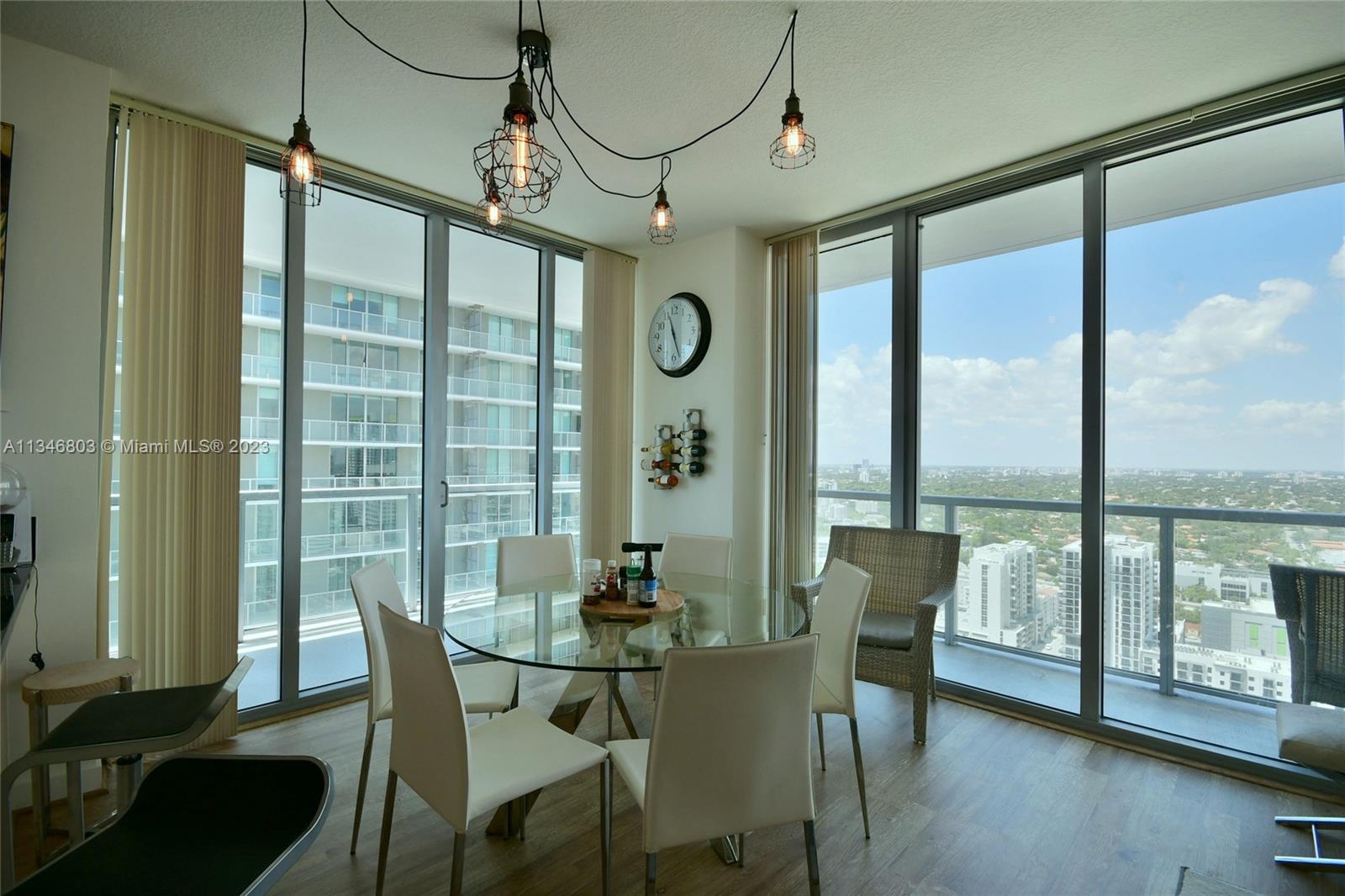 1111 SW 1st Ave #3514-N Miami, FL 33130