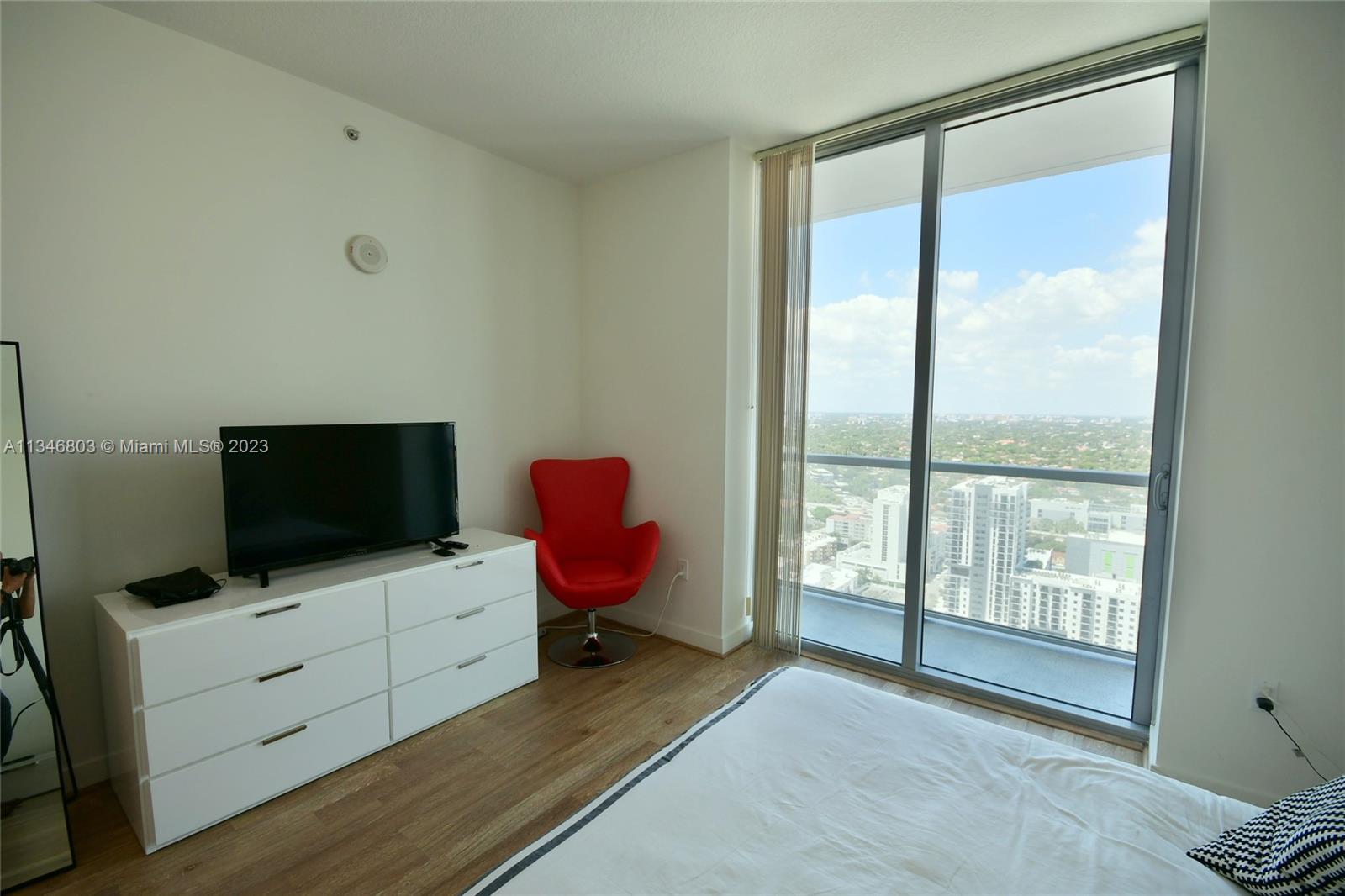 1111 SW 1st Ave #3514-N Miami, FL 33130