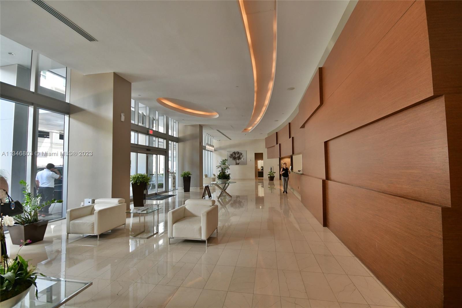 1111 SW 1st Ave #3514-N Miami, FL 33130