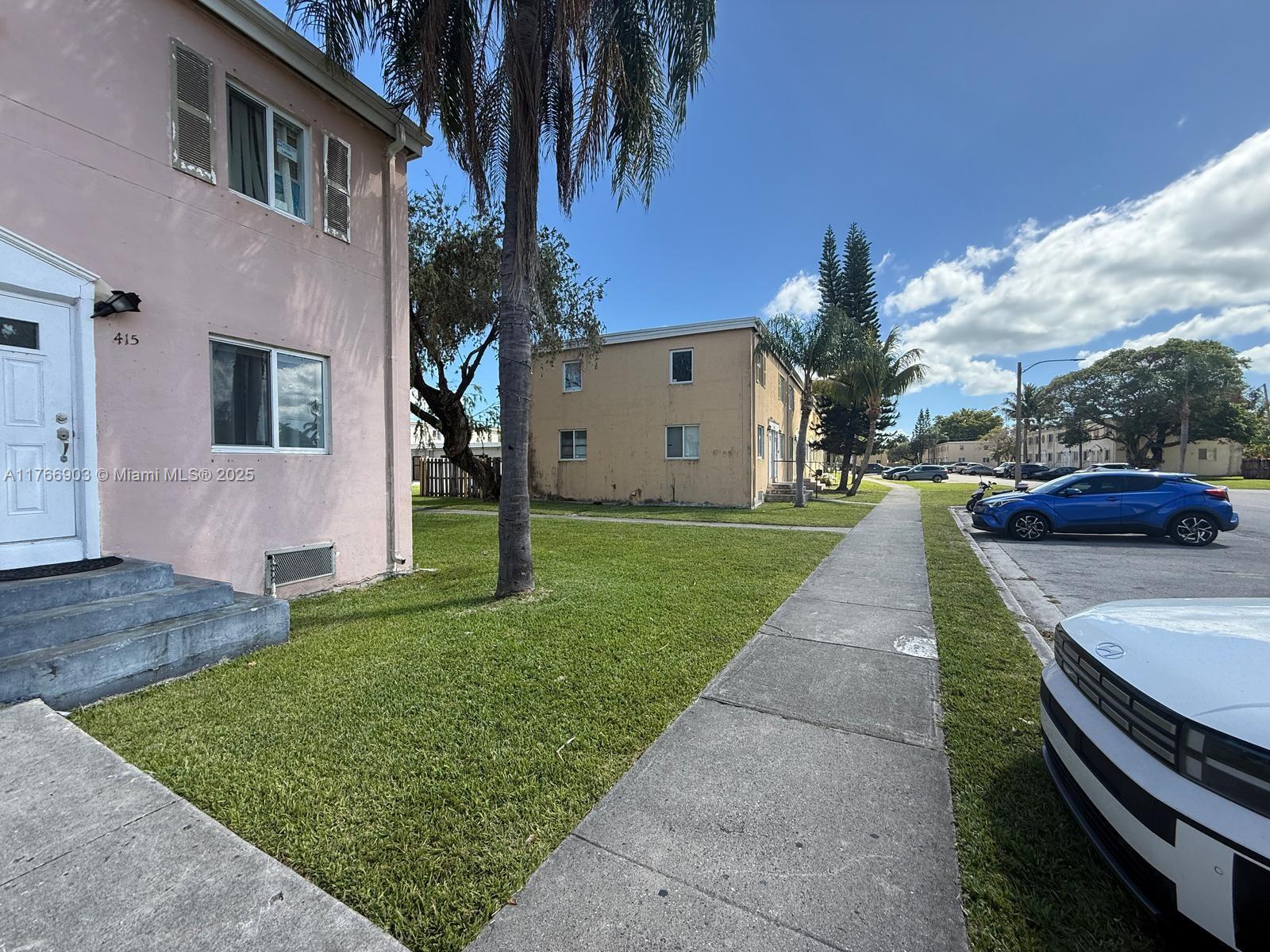 417 NW 84th St #417,Miami, FL 33150