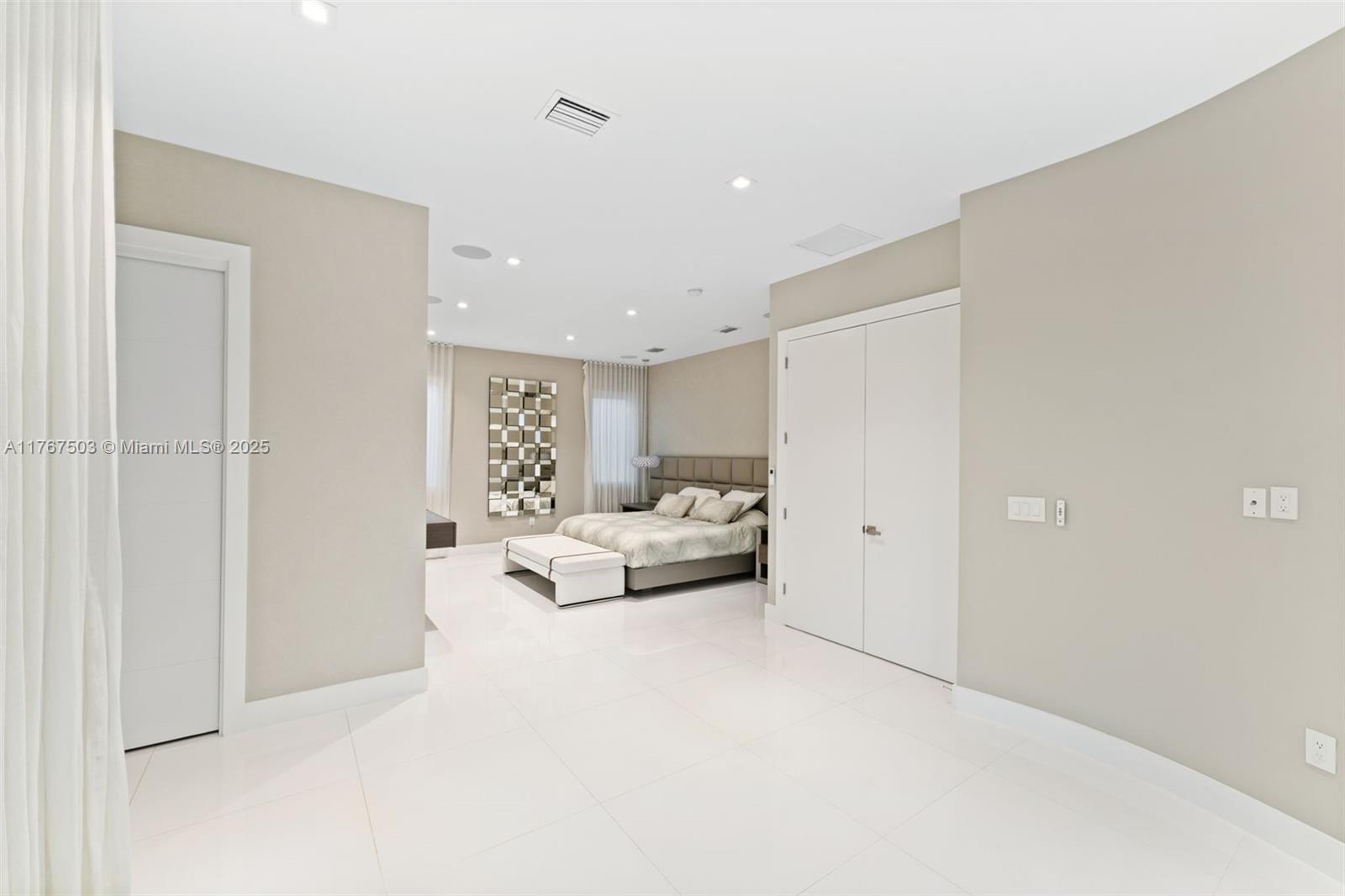 10561 NW 67th Ter #10561 Doral, FL 33178