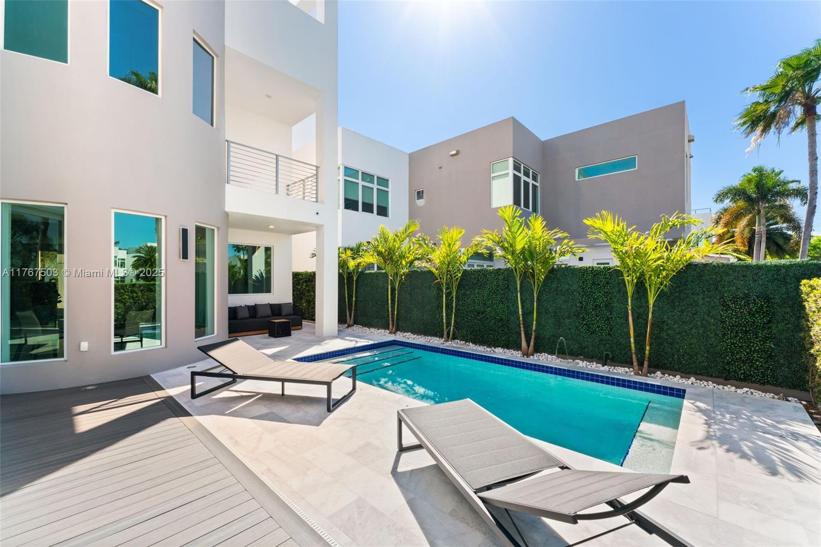 10561 NW 67th Ter #10561 Doral, FL 33178