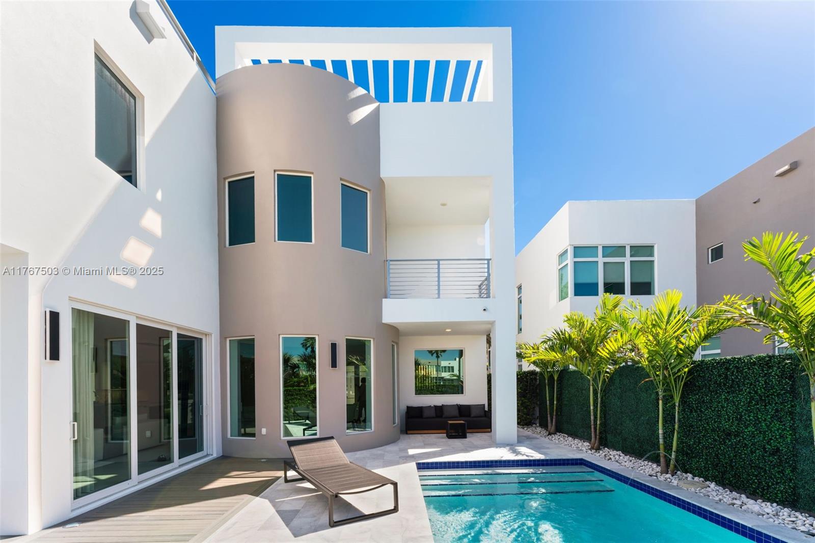 10561 NW 67th Ter #10561 Doral, FL 33178