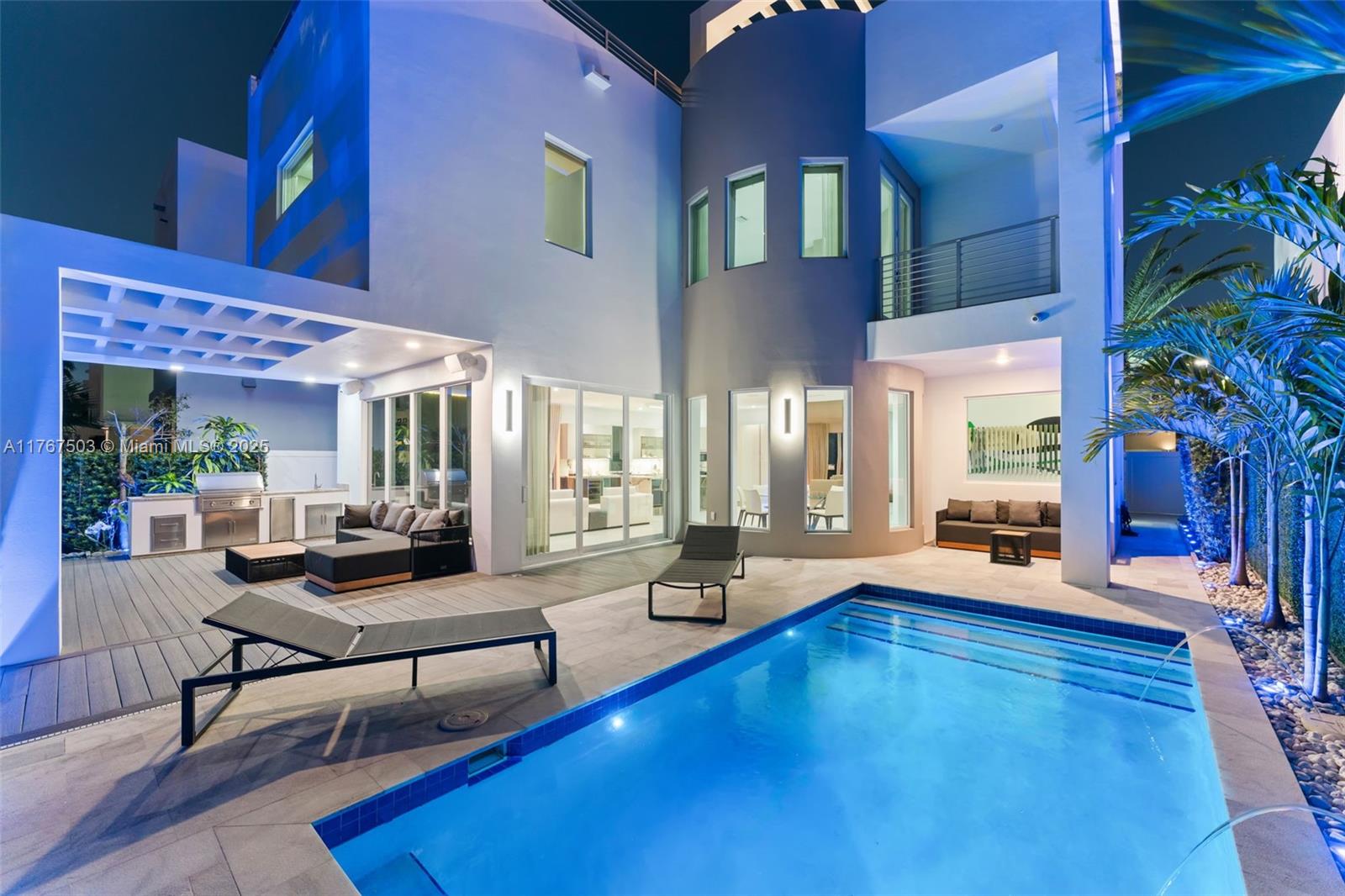 10561 NW 67th Ter #10561 Doral, FL 33178