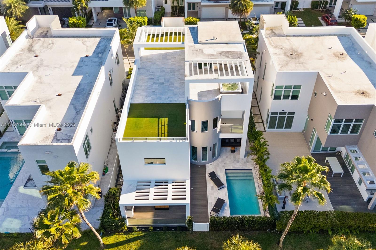 10561 NW 67th Ter #10561 Doral, FL 33178