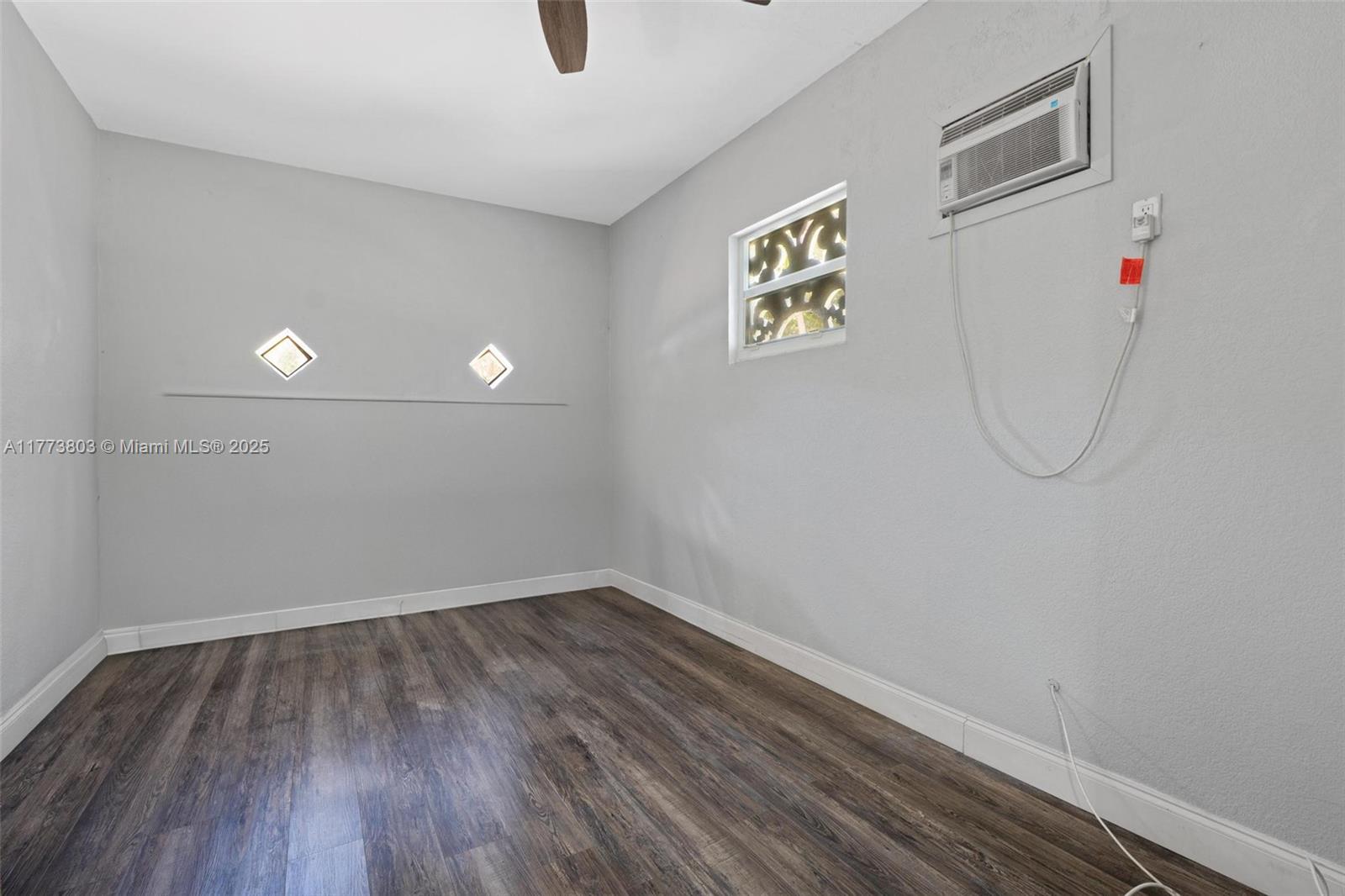 1185 Biarritz Dr Miami Beach, FL 33141