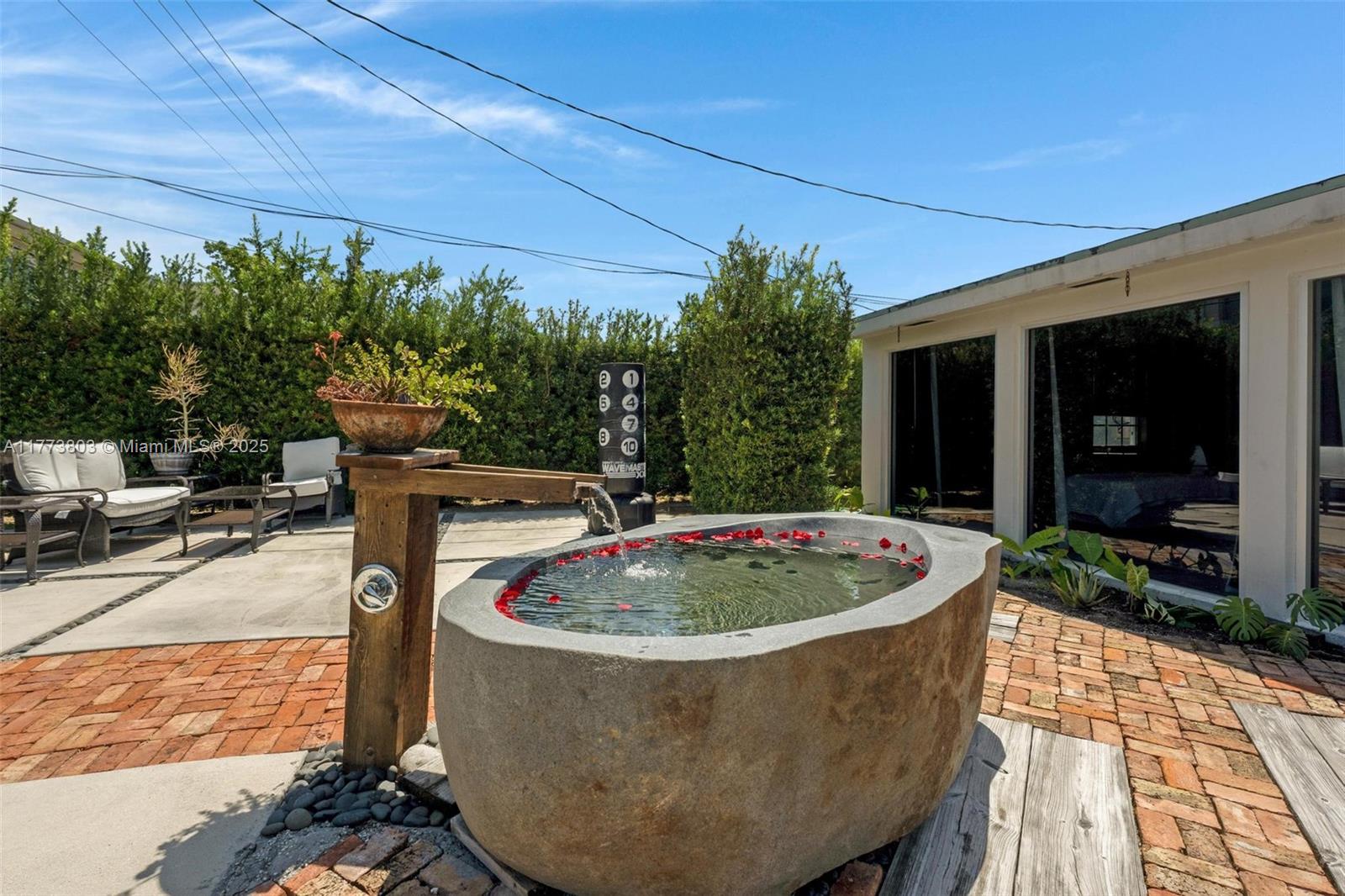 1185 Biarritz Dr Miami Beach, FL 33141