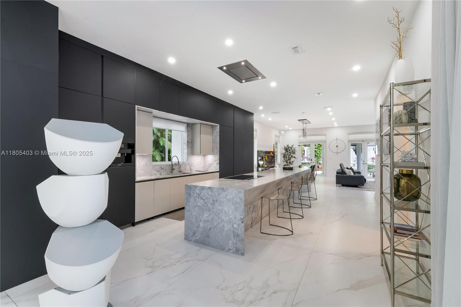 8941 SW 65th Ct Pinecrest, FL 33156