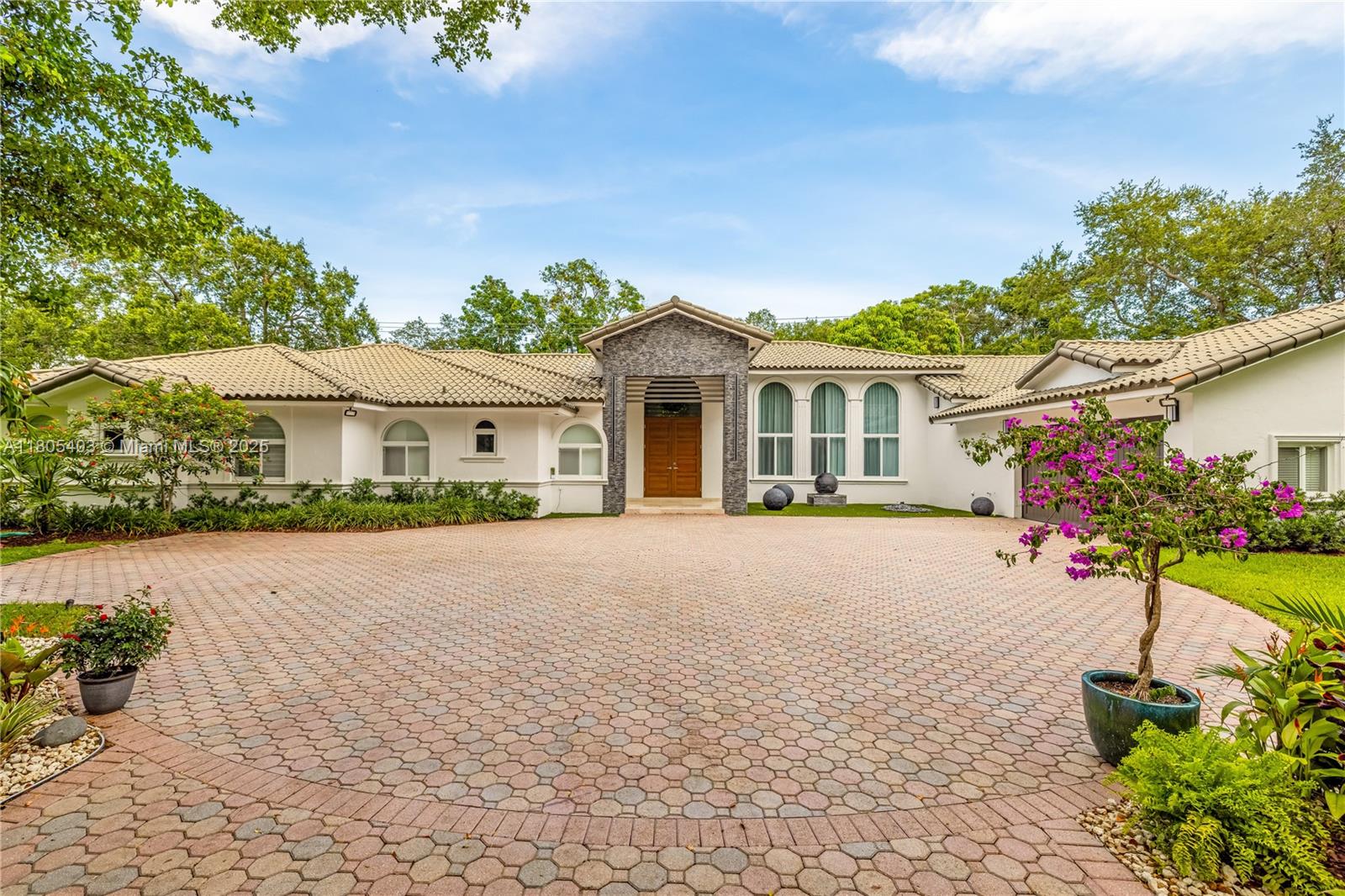 8941 SW 65th Ct Pinecrest, FL 33156