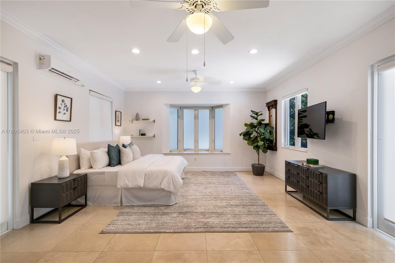 8941 SW 65th Ct Pinecrest, FL 33156