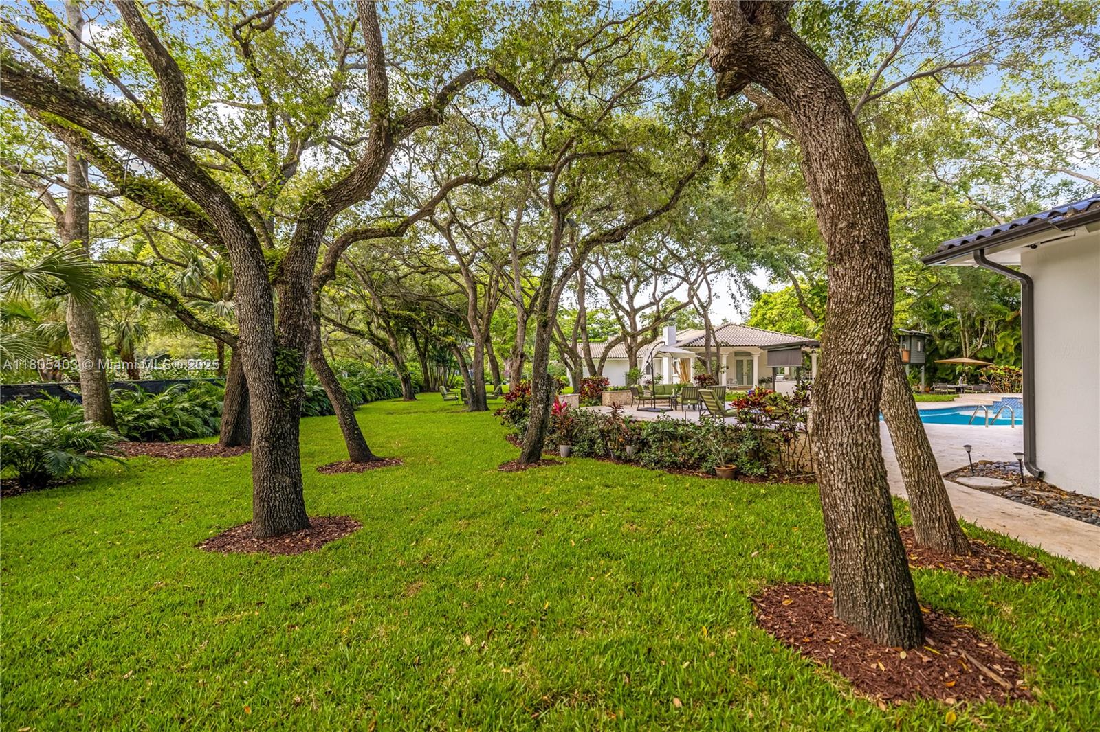 8941 SW 65th Ct Pinecrest, FL 33156