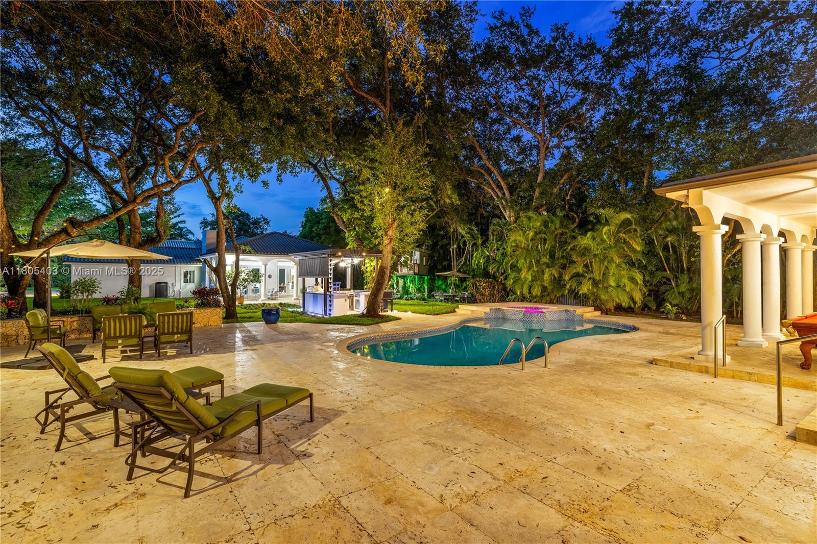 8941 SW 65th Ct Pinecrest, FL 33156