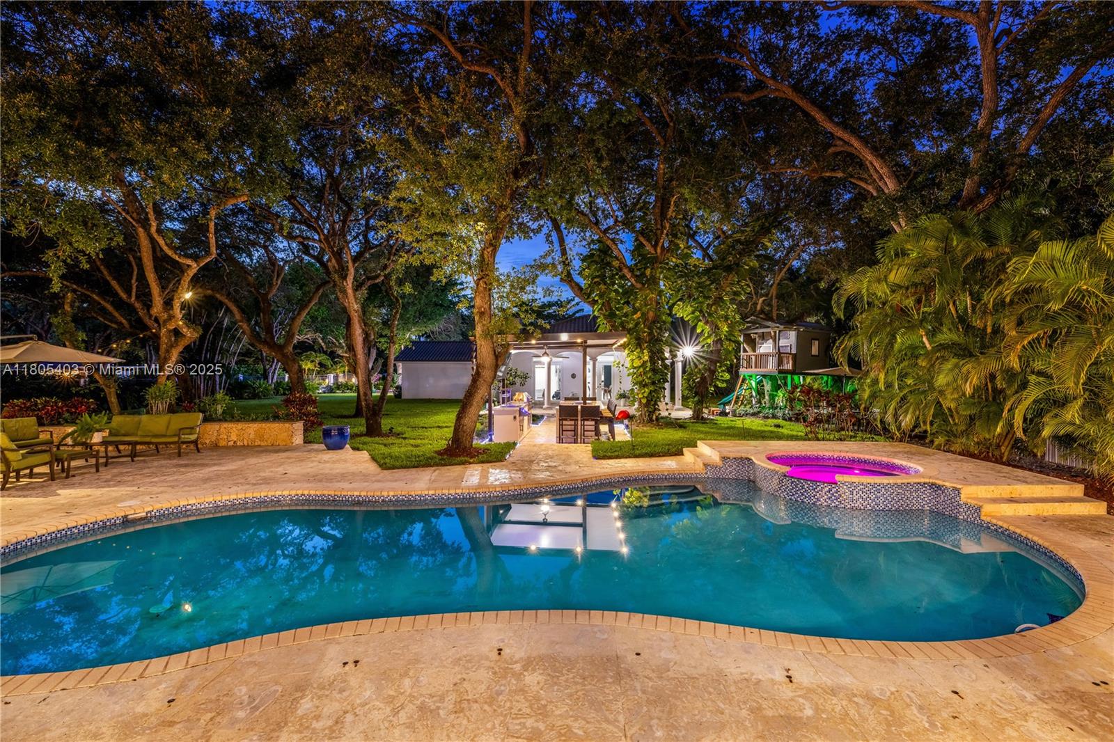 8941 SW 65th Ct Pinecrest, FL 33156