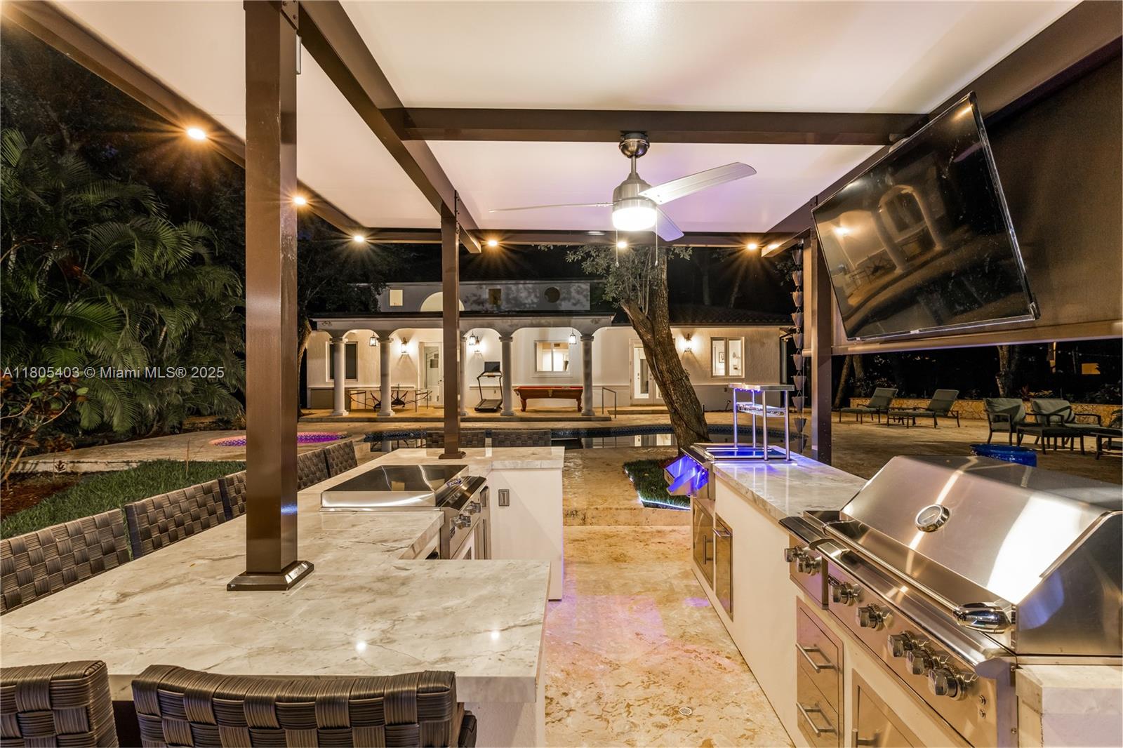 8941 SW 65th Ct Pinecrest, FL 33156