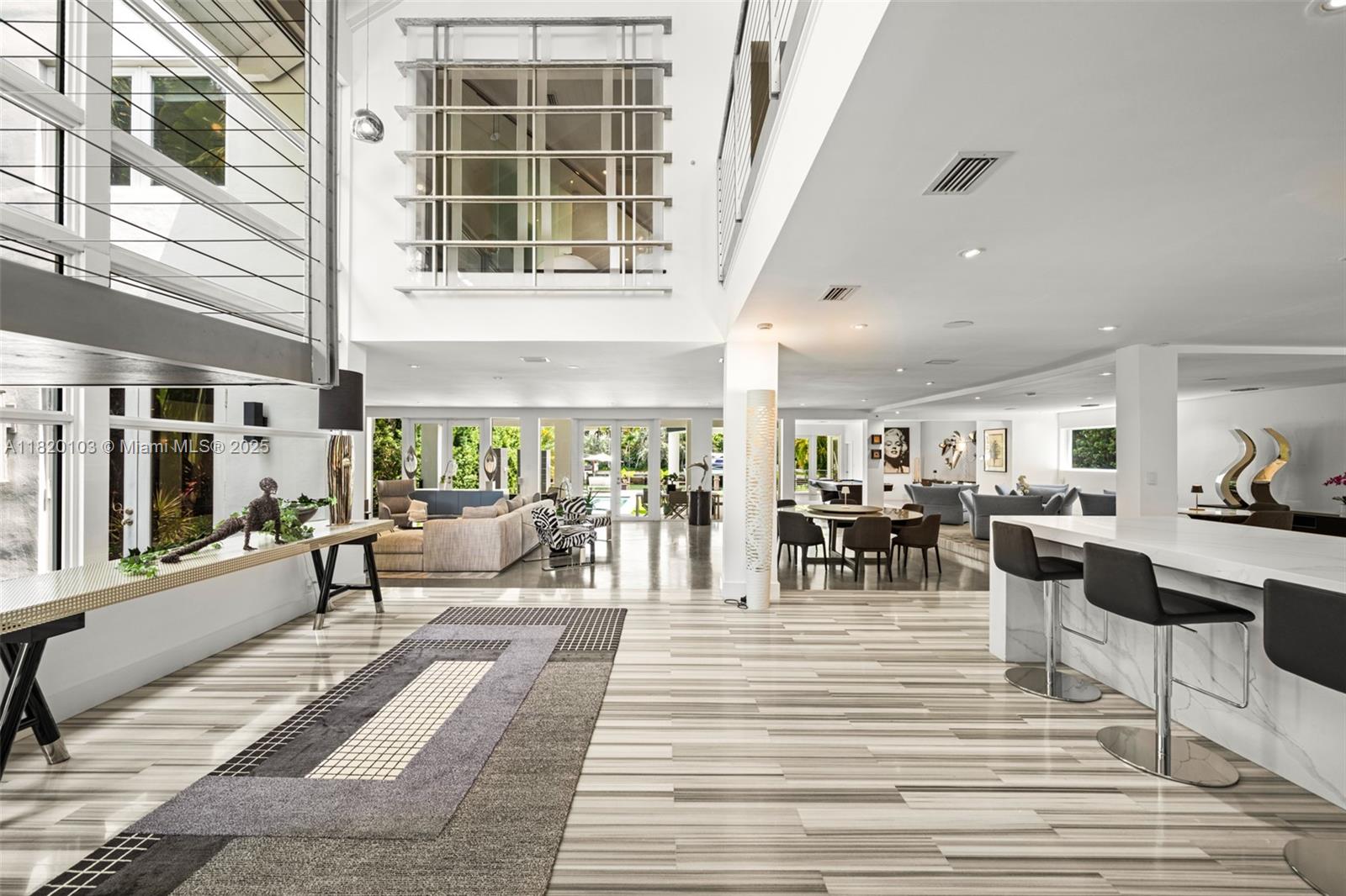 1833 W 24th St Miami Beach, FL 33140