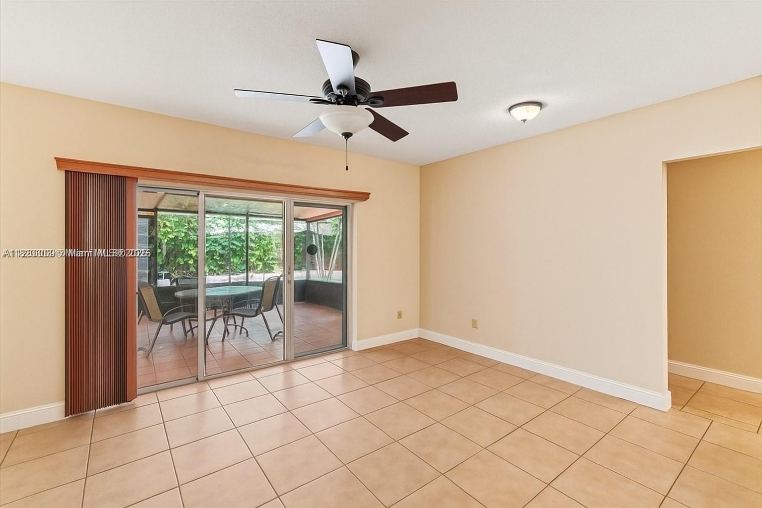 6385 SW 25th St Miami, FL 33155 6385 SW 25th St Miami, FL 33155