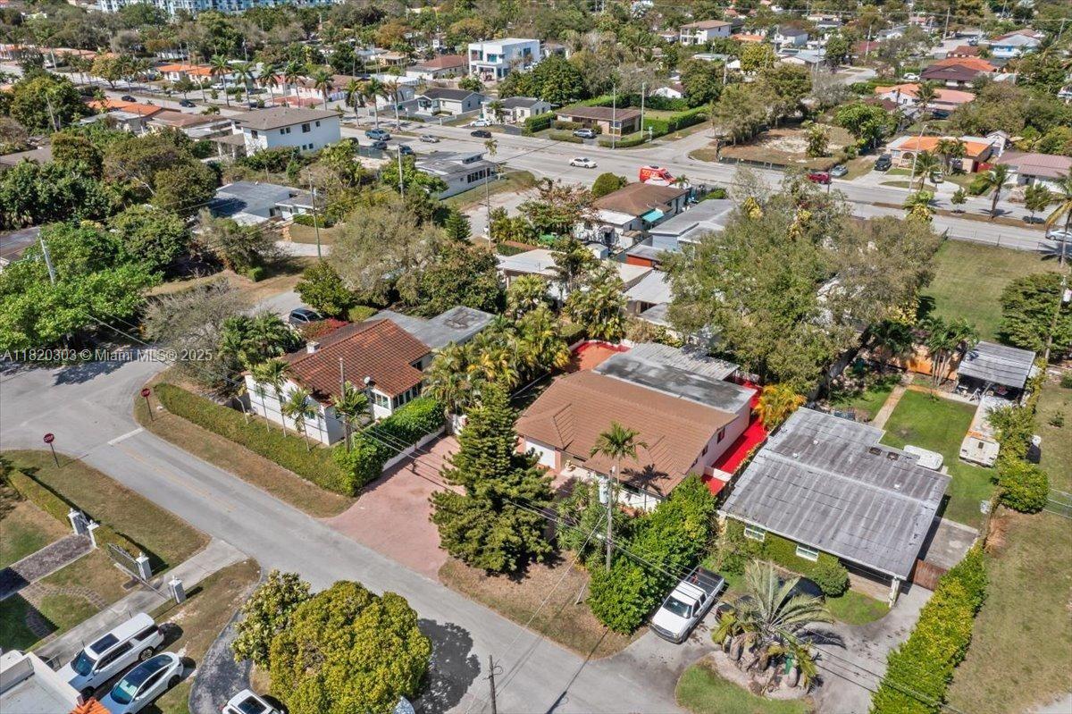 6385 SW 25th St Miami, FL 33155 6385 SW 25th St Miami, FL 33155
