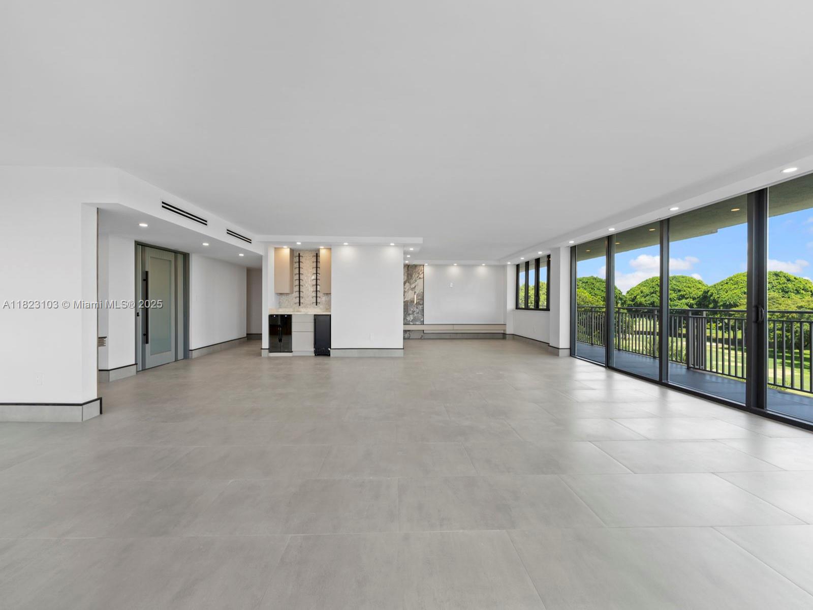 700 Coral Way #5 Coral Gables, FL 33134