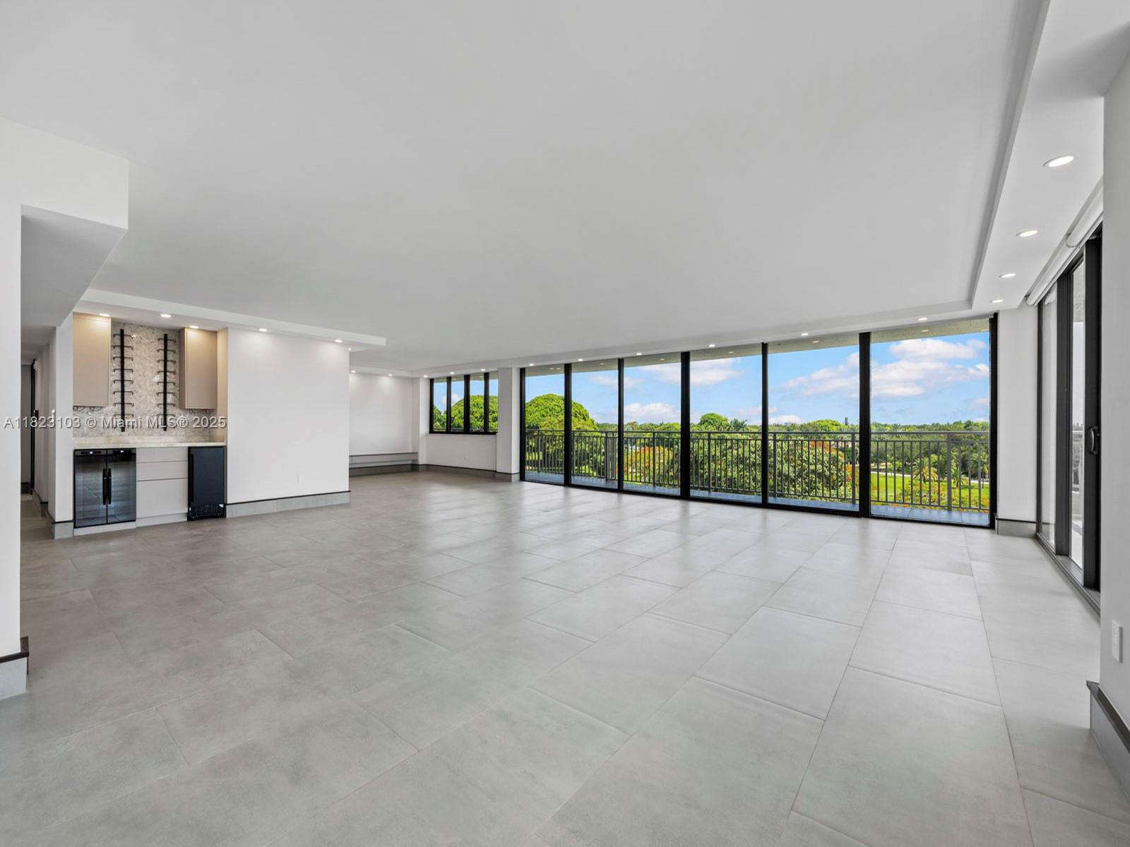 700 Coral Way #5 Coral Gables, FL 33134