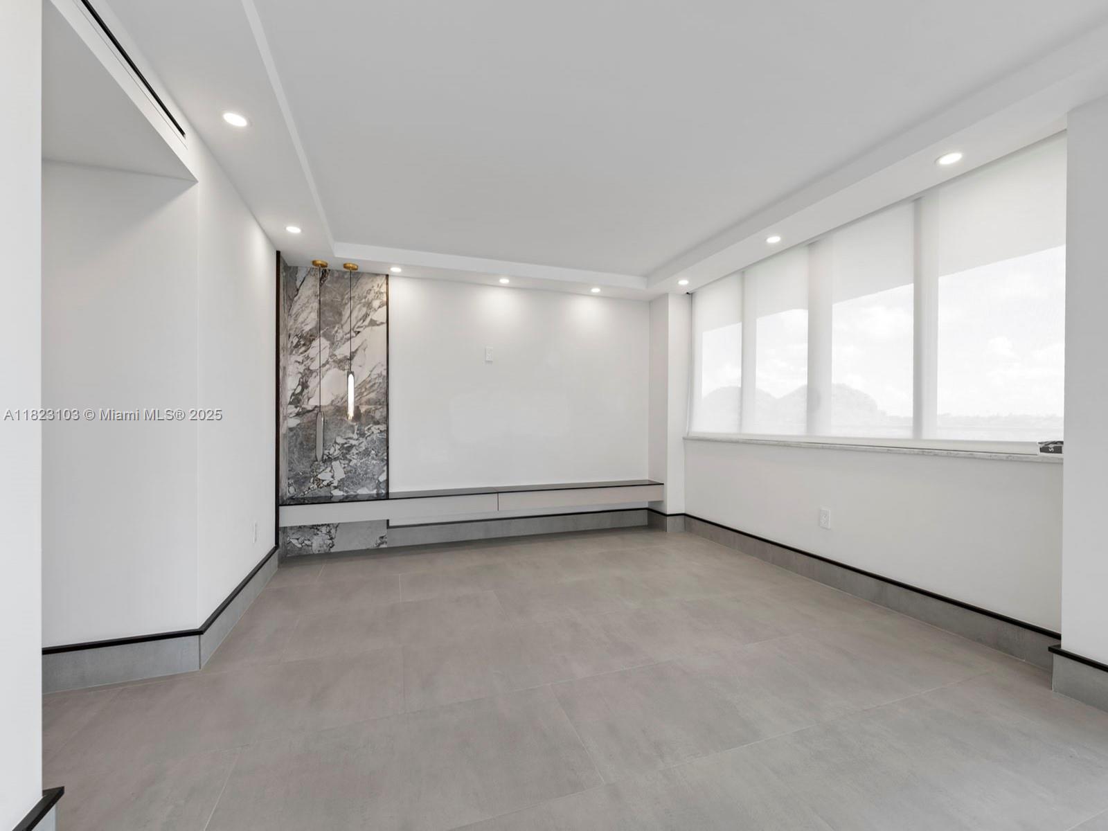 700 Coral Way #5 Coral Gables, FL 33134