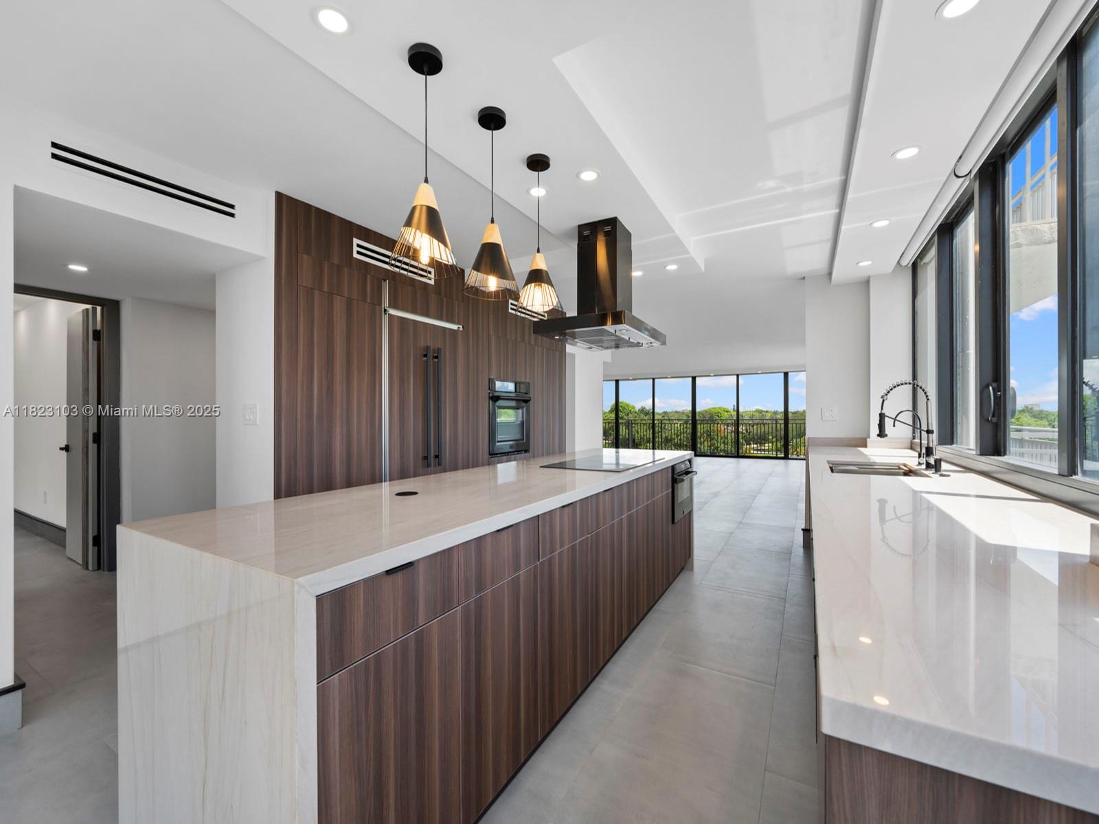 700 Coral Way #5 Coral Gables, FL 33134