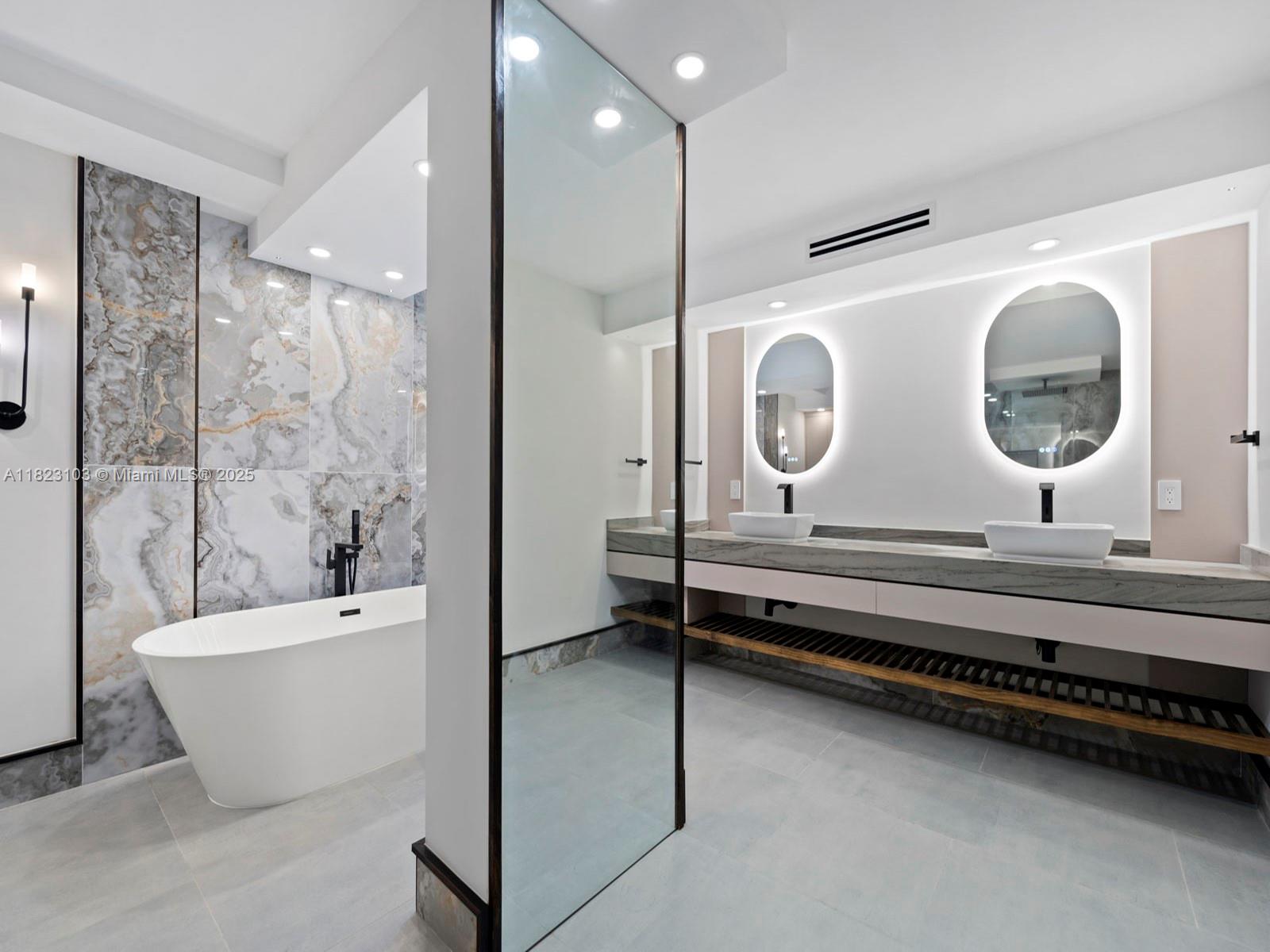 700 Coral Way #5 Coral Gables, FL 33134