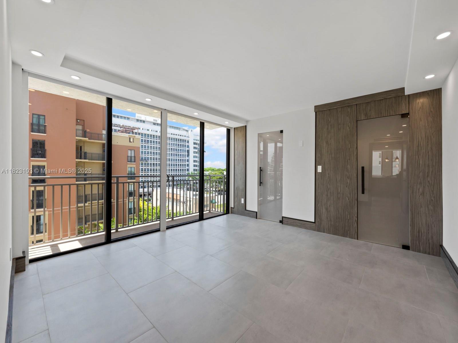 700 Coral Way #5 Coral Gables, FL 33134